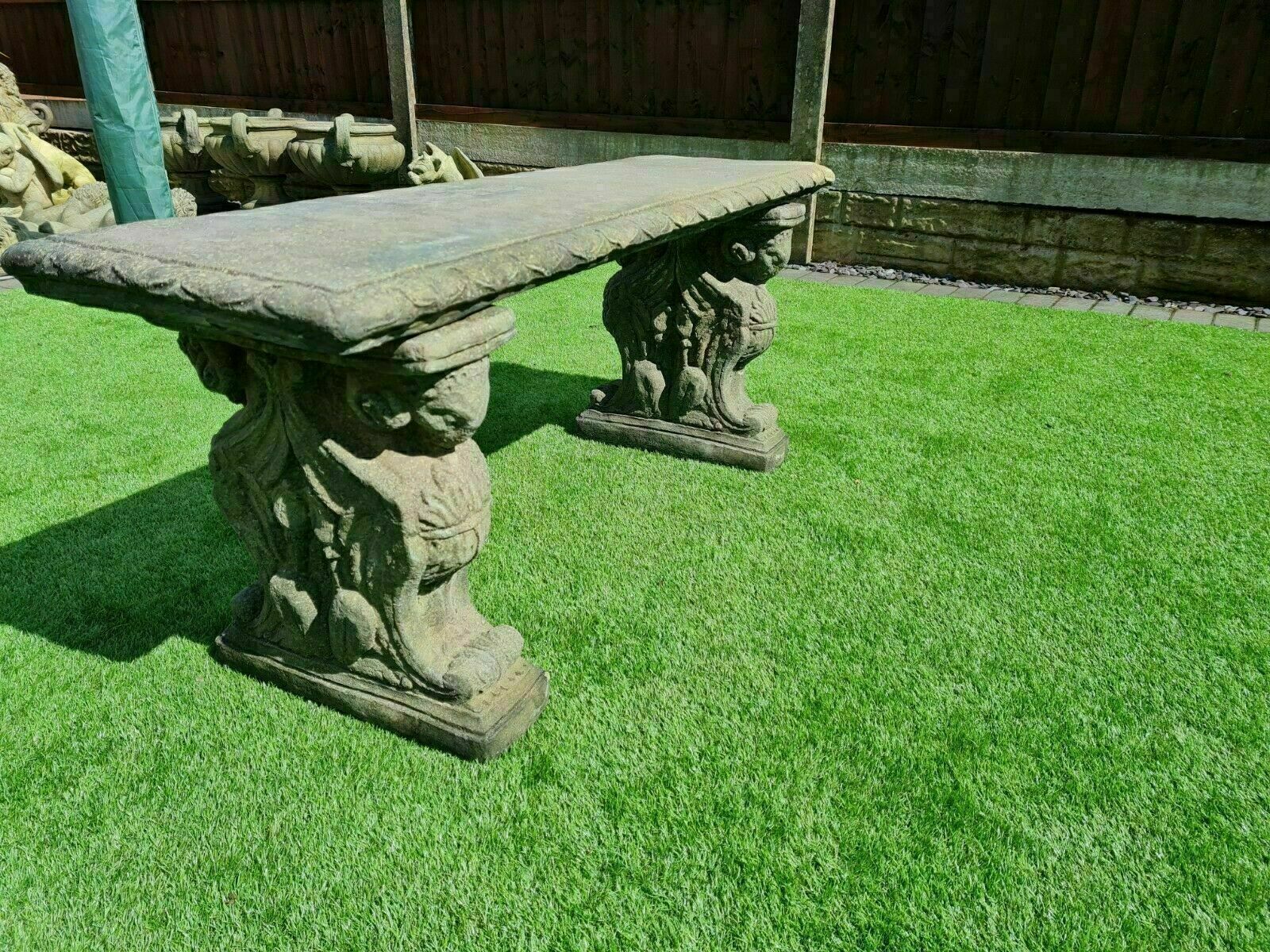 Banc de jardin à têtes de bélier vintage, pierre anglaise (livraison disponible via notre société de transport partenaire) 0248. photo for sale