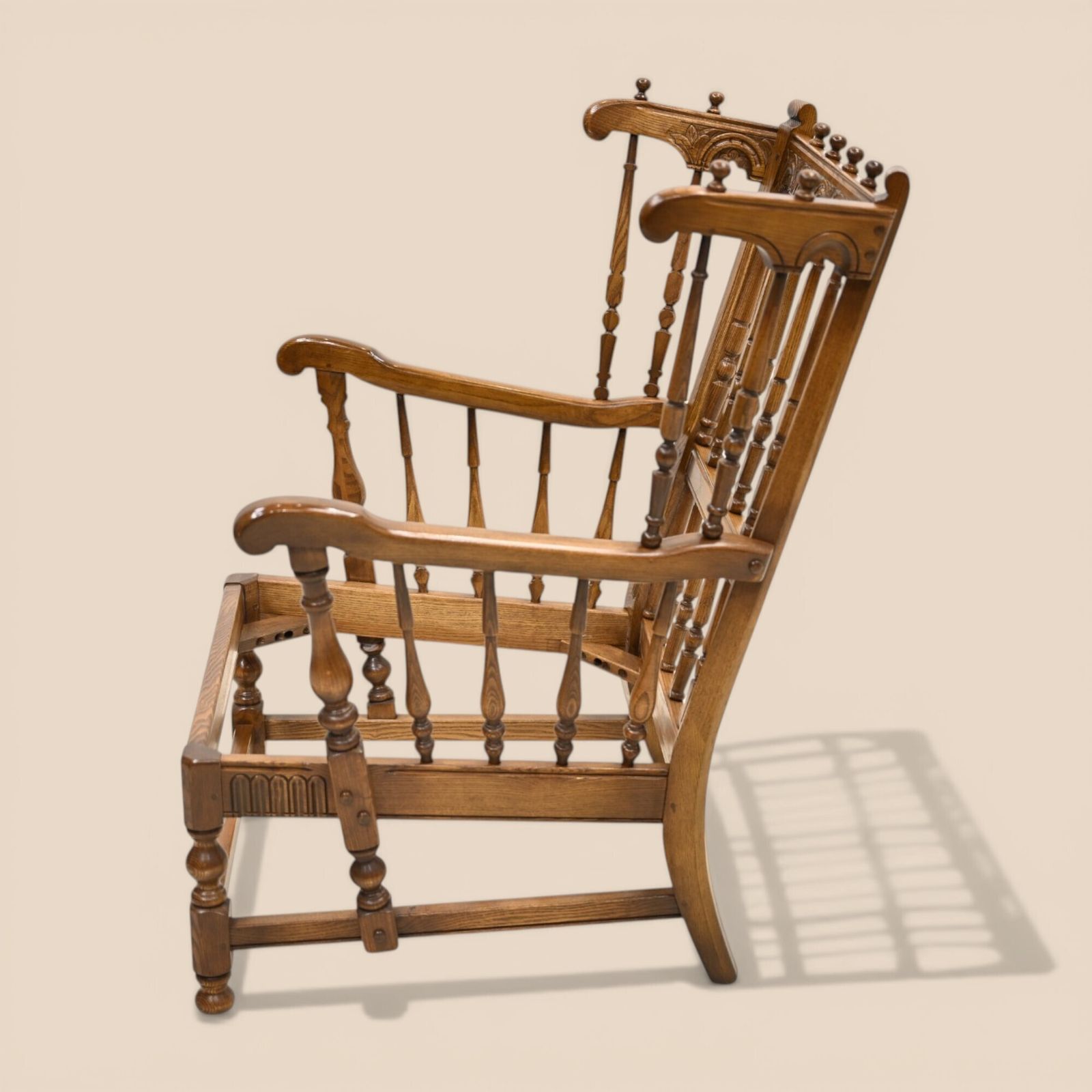 photo vintage Ercol Cloister Wing Back Easy Fireside Armchair Golden Dawn Free Delivery