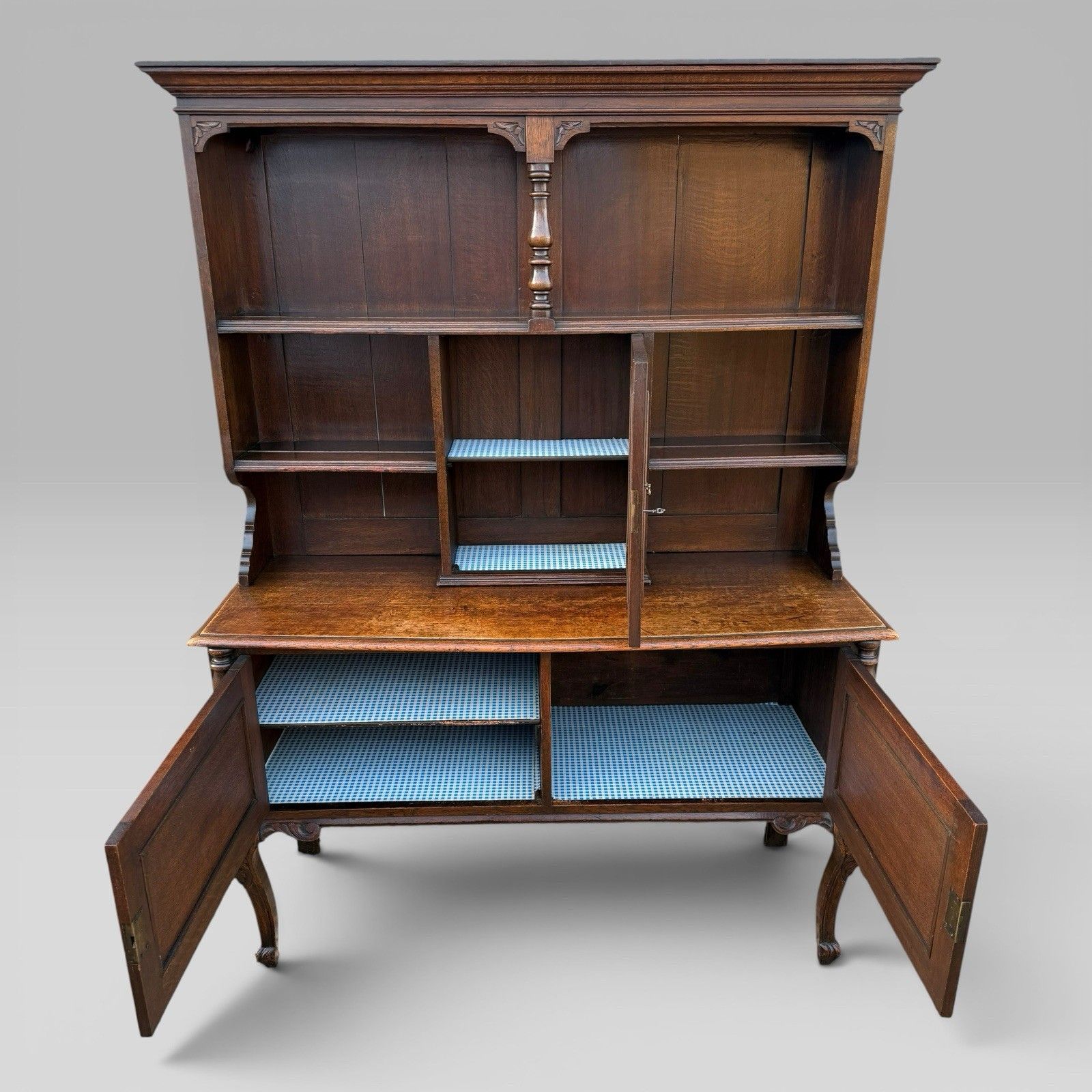 Antique Late Victorian Oak Bowfront Dresser Green Man Carvings Cabriole Legs photo Furniture