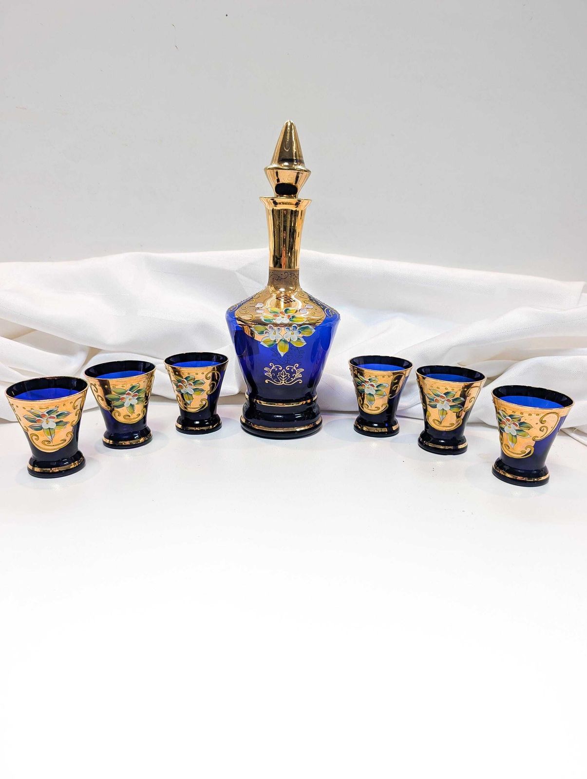 Murano Mid Century Cobalt Blue Glass Decanter And Six Liqueur/Shot Glasses. All Pieces Feature 24 Karat Gold Decoration And Hand Painted. photo Home Decor