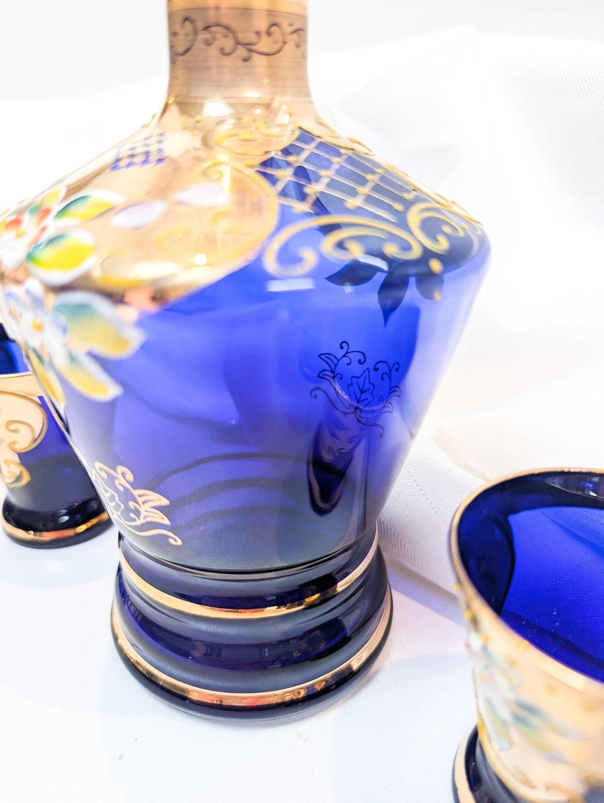 photo for sale Murano Mid Century Cobalt Blue Glass Decanter And Six Liqueur/Shot Glasses. All Pieces Feature 24 Karat Gold Decoration And Hand Painted.