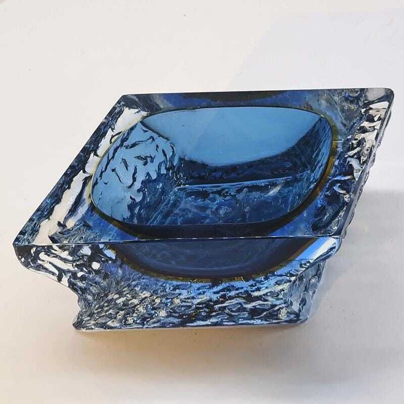 1960s Ashtray Or Catch All In Hand Worked Murano Glass By Flavio Poli For Seguso. Made In Italy photo vinterior