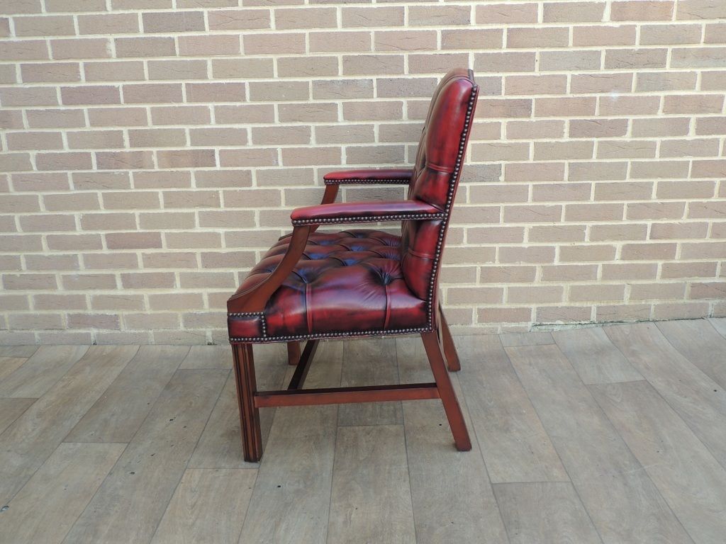 Chesterfield Ox Blood Chair, 1980s photo 340.0