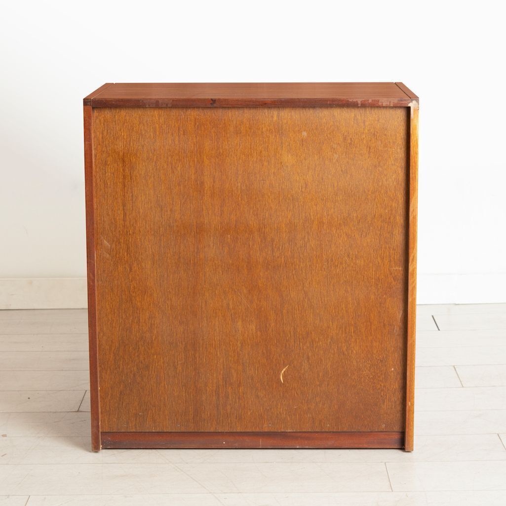 Midcentury Chest Of Drawers In Rosewood With Brass Handles By Robert Heritage For Archie Shine photo for sale