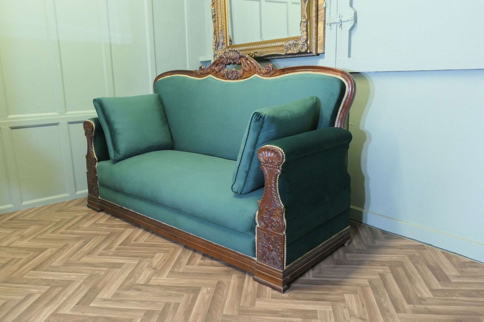 Large 19th Century Reception Salon Chaise In Green Velvet This Is A Large And Very Comfor photo 2340.0