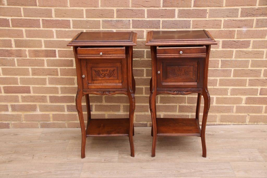 Pair Of Mahogany Antique Bedside Tables photo 945.0