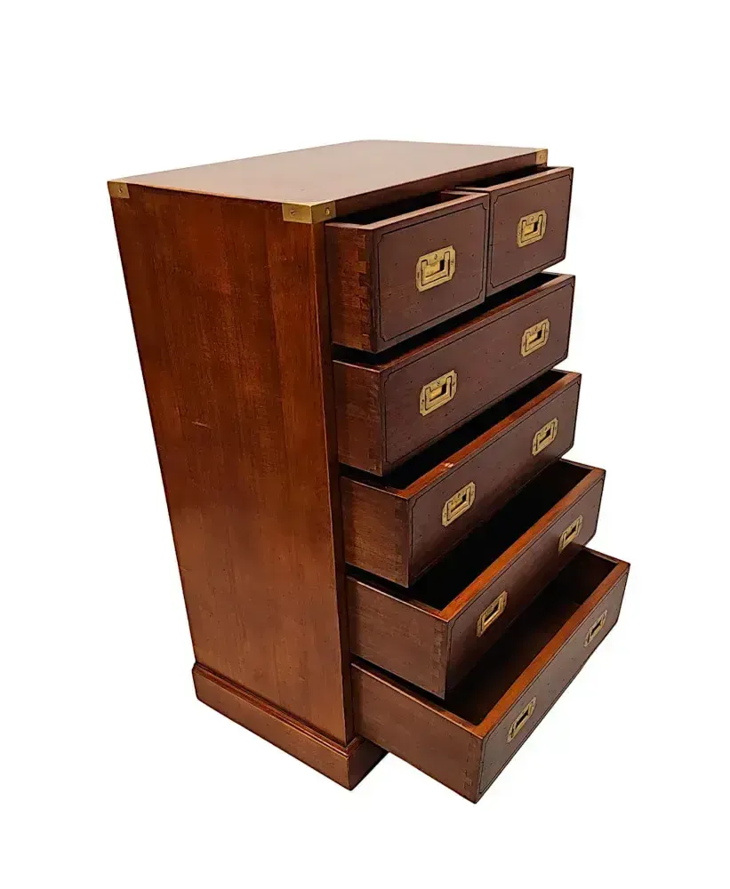 Hoge Ladekast in Campaign Stijl photo for sale