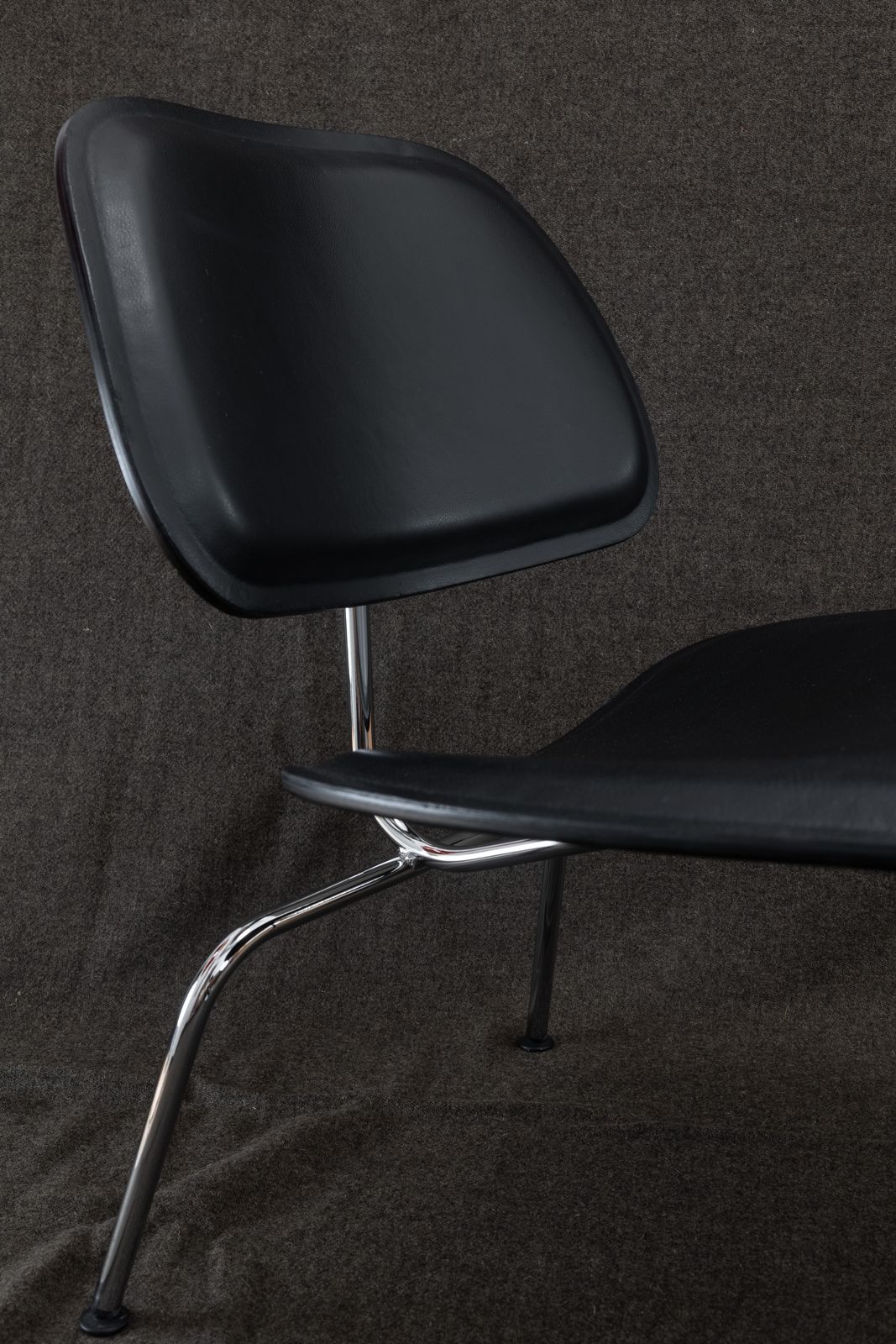 Vitra Eames Lcm Lounge Chair In Black Ash & Black Leather photo buy