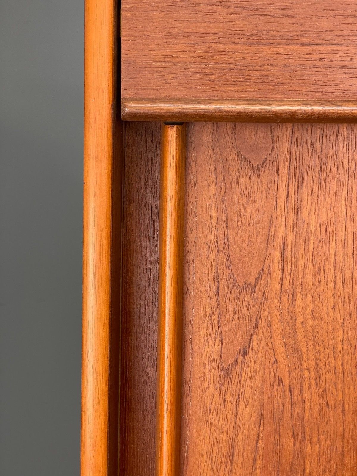 Vintage Austinsuite Teak Wardrobe Retro 1970s Shelves Clothes Cupboard Eb12078 photo vinterior