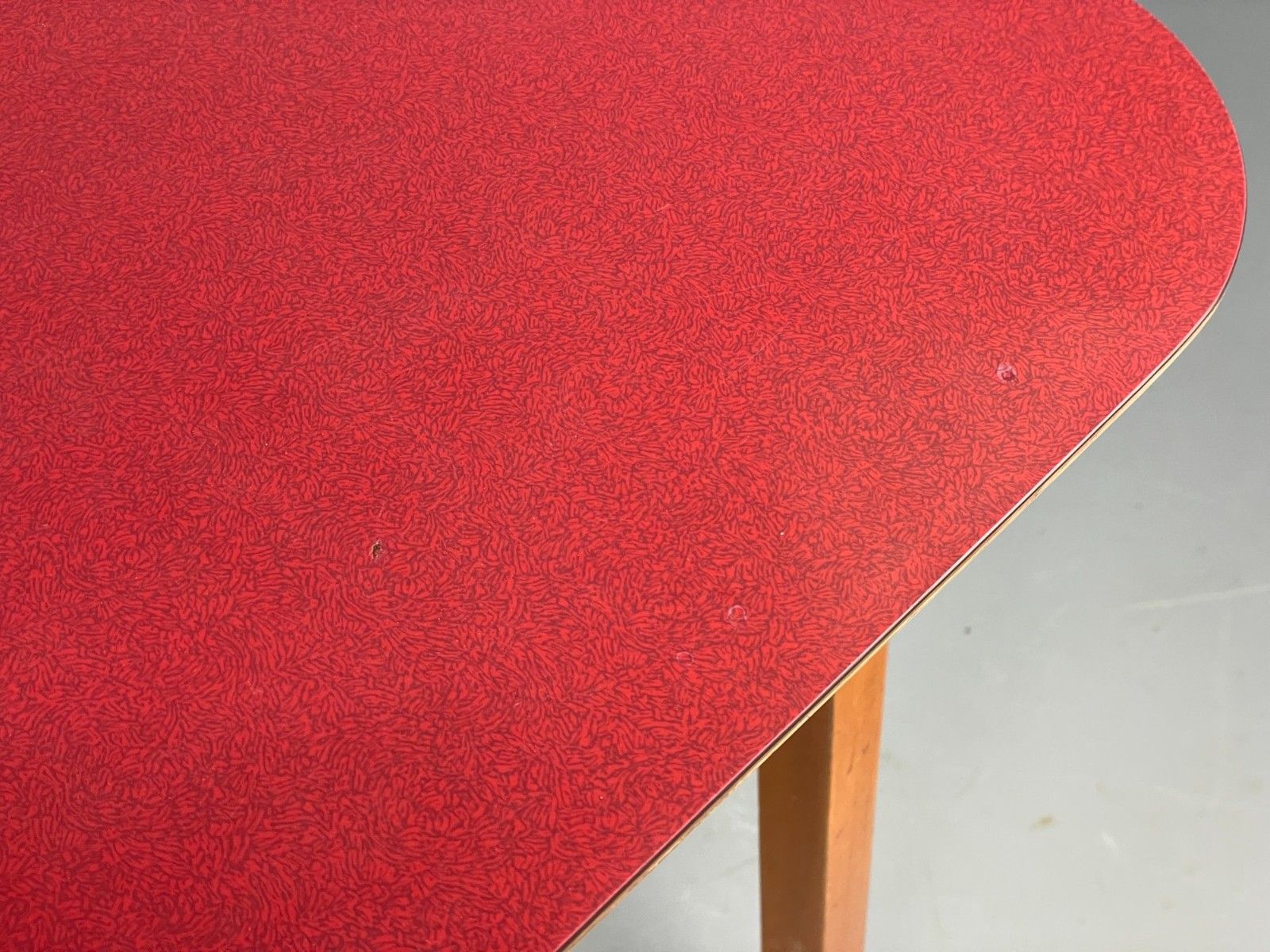 photo furniture Vintage 1960s Kitchen Table Red Formica Retro Exposed Ply Eb12194