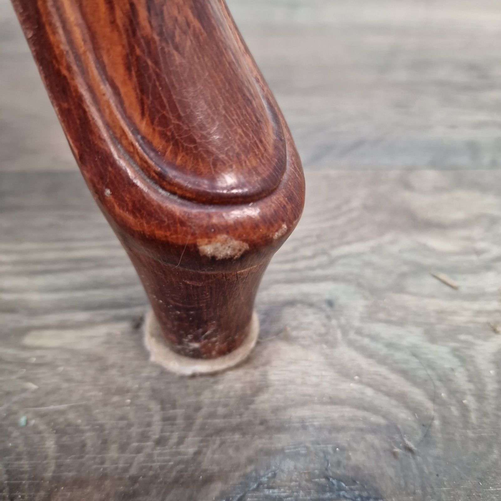 Furniture Antique Victorian Style Chair Carved Walnut Red Upholstery Bedroom Seat Louis photo