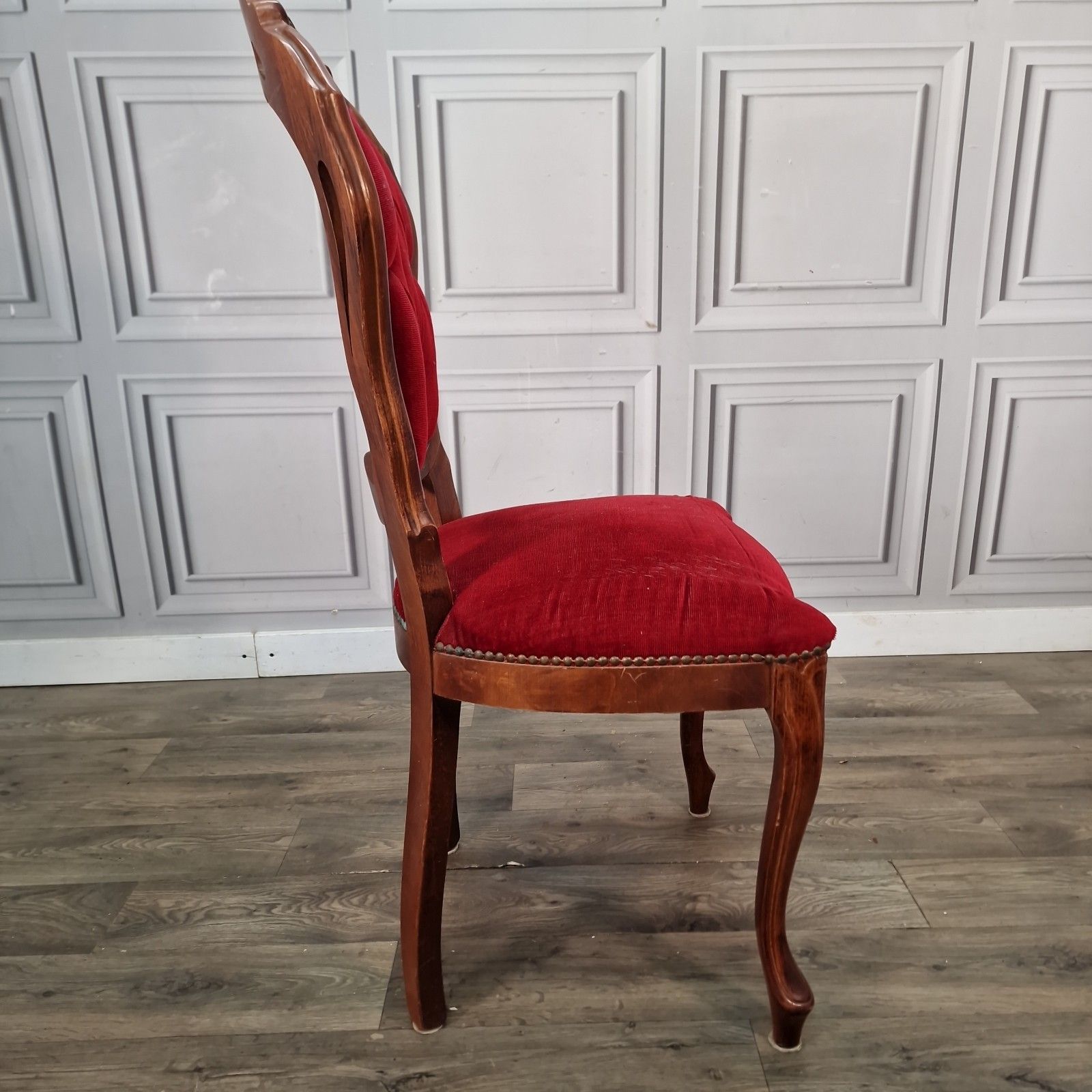 110.0 Antique Victorian Style Chair Carved Walnut Red Upholstery Bedroom Seat Louis photo
