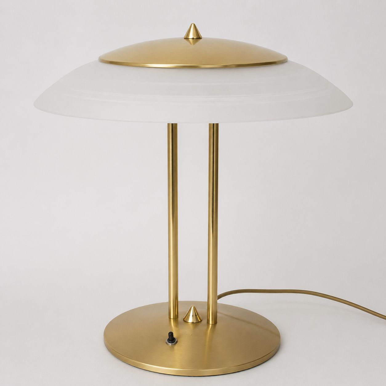 Moderne tafellamp, jaren 1980 | Dimbaar | Messing en glas photo Verlichting