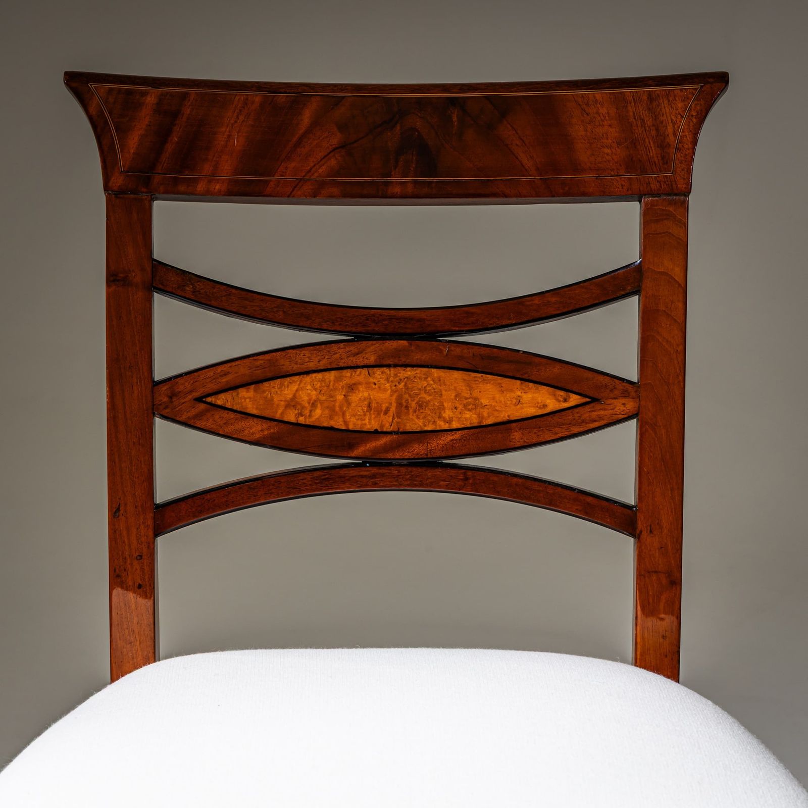 photo furniture Set van vier Biedermeier stoelen, eerste helft 19e eeuw