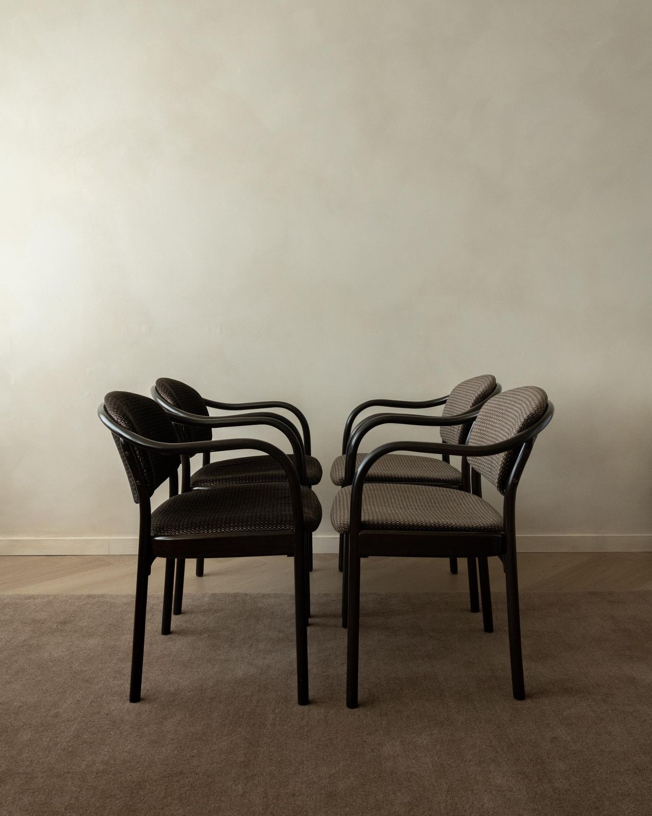 Postmodern Bentwood Dining Chairs 235 F Hartmut Lohmeyer Thonet, 1980s, Set Of 4 photo Furniture