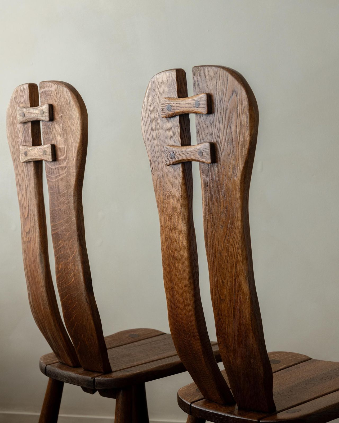Brutalist Oak Dining Chairs With Sculptural High Backs De Puydt, 1960s, Set Of 6 photo buy
