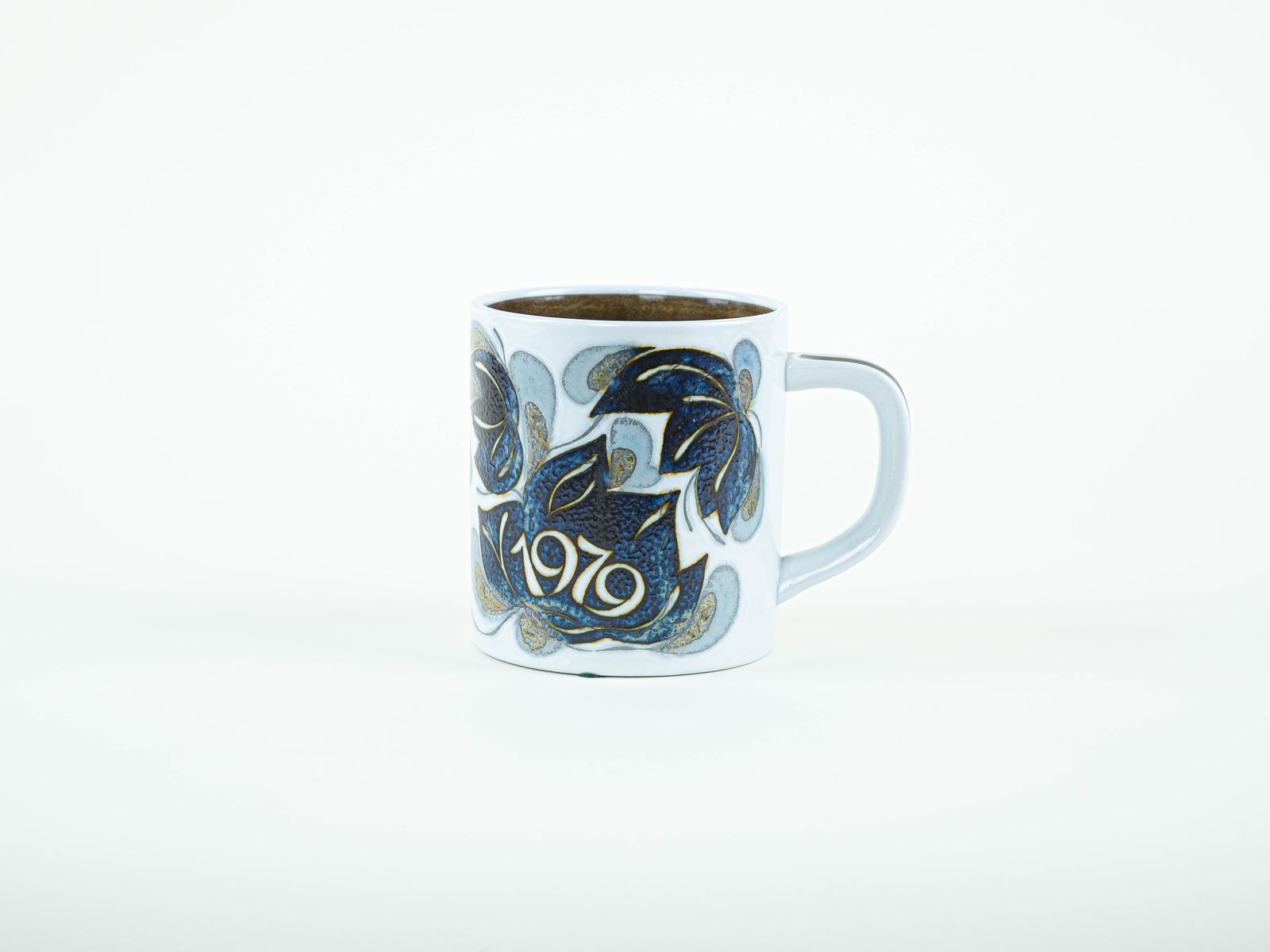Porseleinen Mok, Deens Design, 1979, Ontwerper: Ivan Weiss, Fabrikant: Royal Copenhagen photo Woonaccessoires