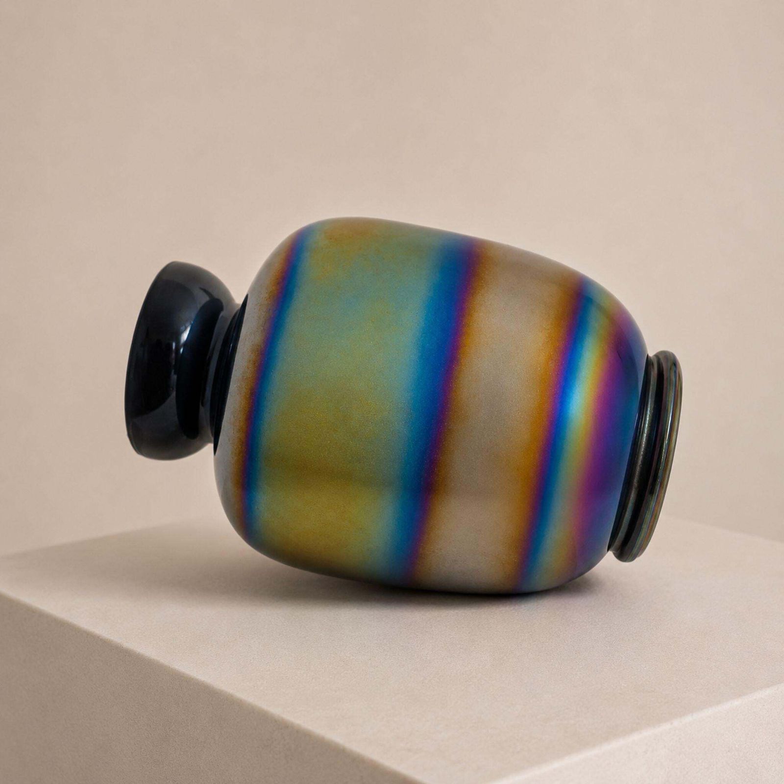 Italian In Style Of Venini Vase Murano Glass Holographic Iridescent, 1970s photo 519.0
