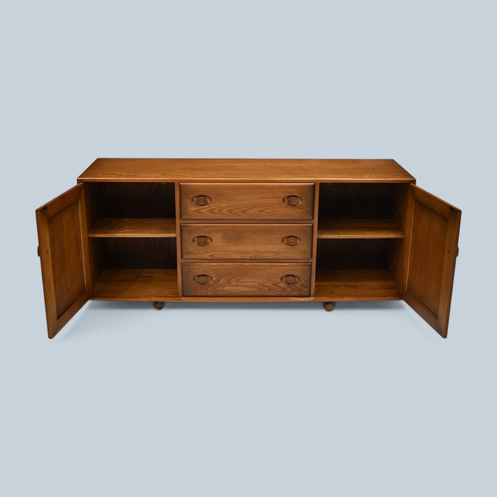 photo furniture Ercol Windsor Sideboard Model Number 455 Golden Dawn Finish Free* Uk Delivery