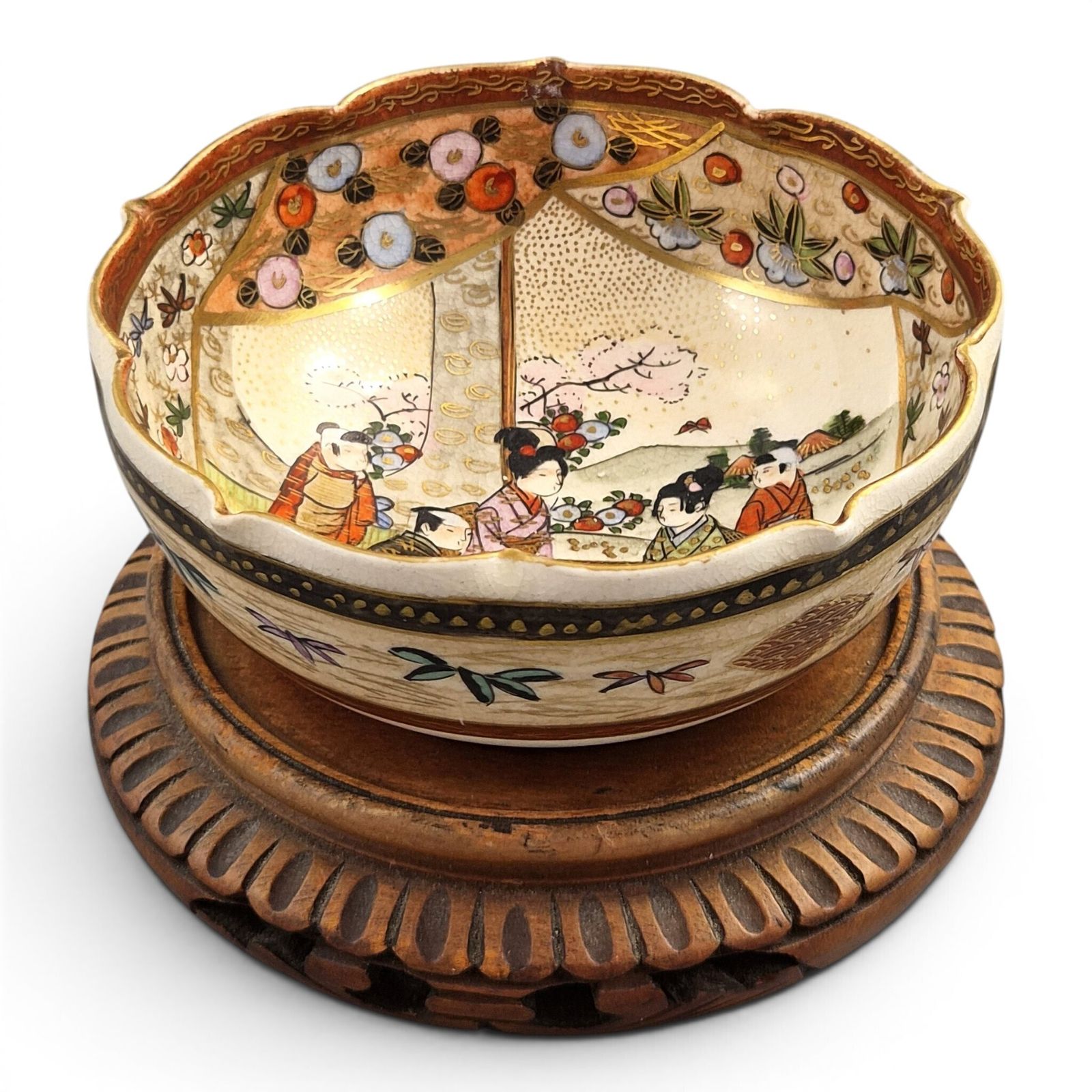 Japanse Kyoto Satsuma Hanami schaal, Meiji-periode, ca. 1880-1895