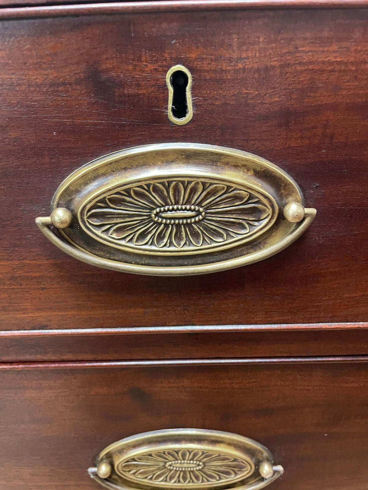 Antique Mahogany Georgian Chest Of Drawers photo 575.0