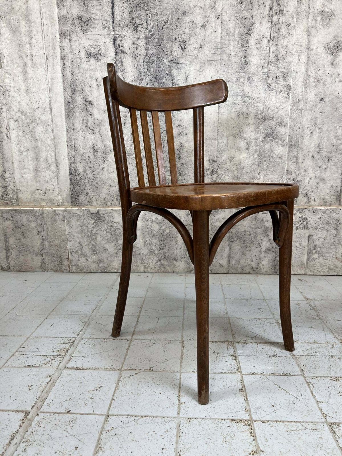 Set Of 7 Saddle Back Bentwood Bistro Chairs photo Furniture