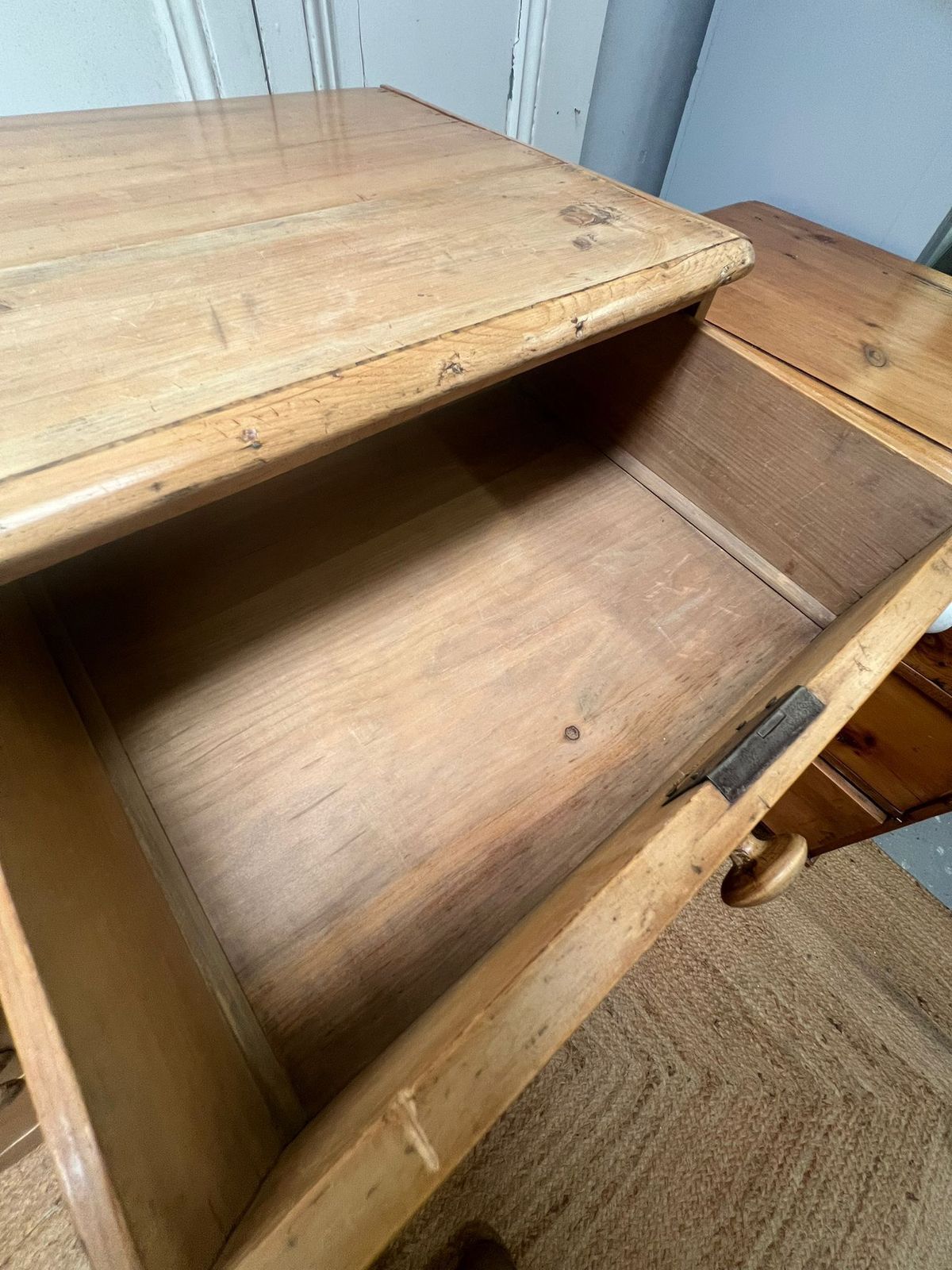 Large Victorian Pine Chest Of Drwers photo Furniture