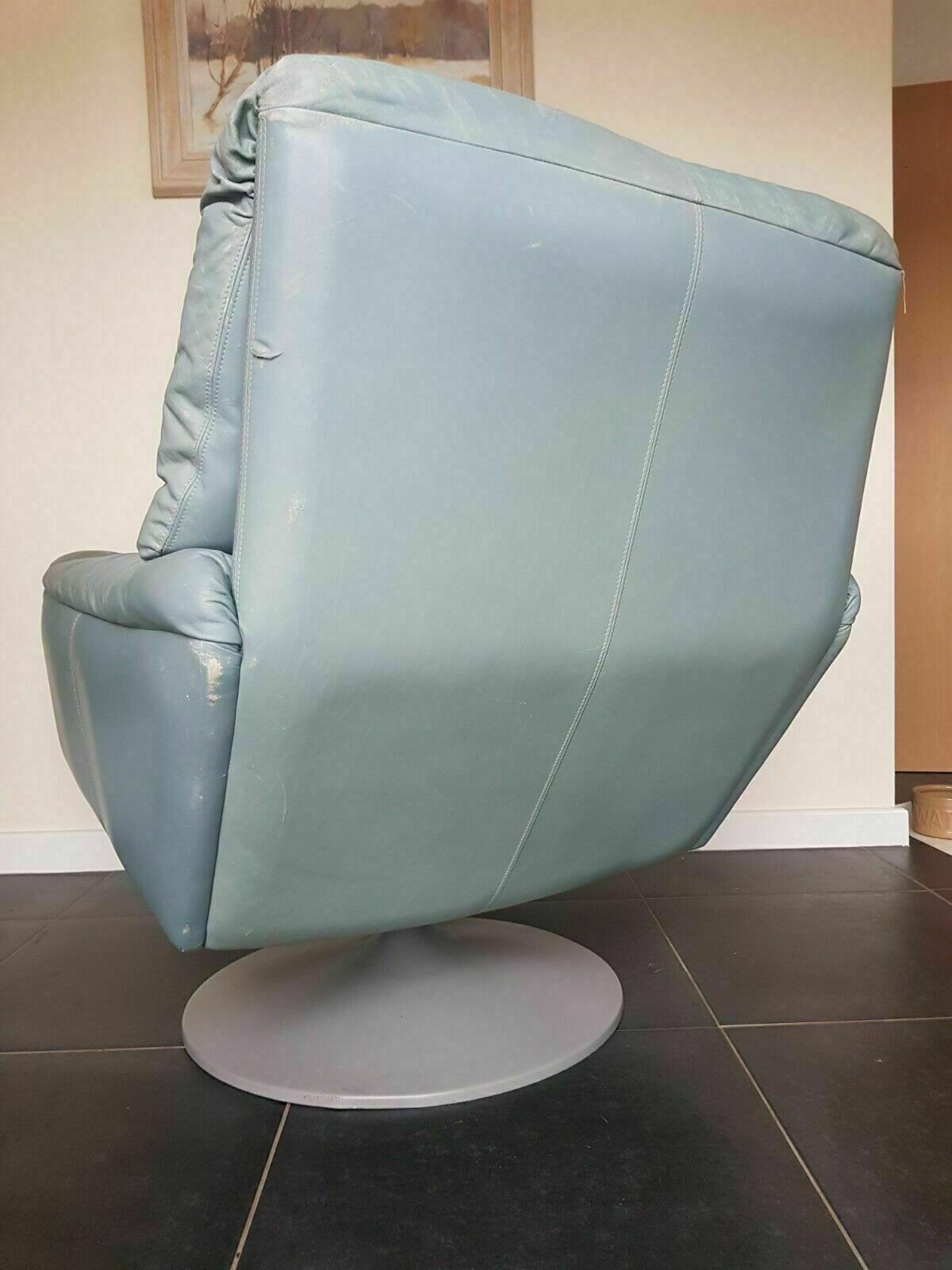 Mid Century Leather Swivel Armchair By Alex Hentoven For Leolux photo vintage