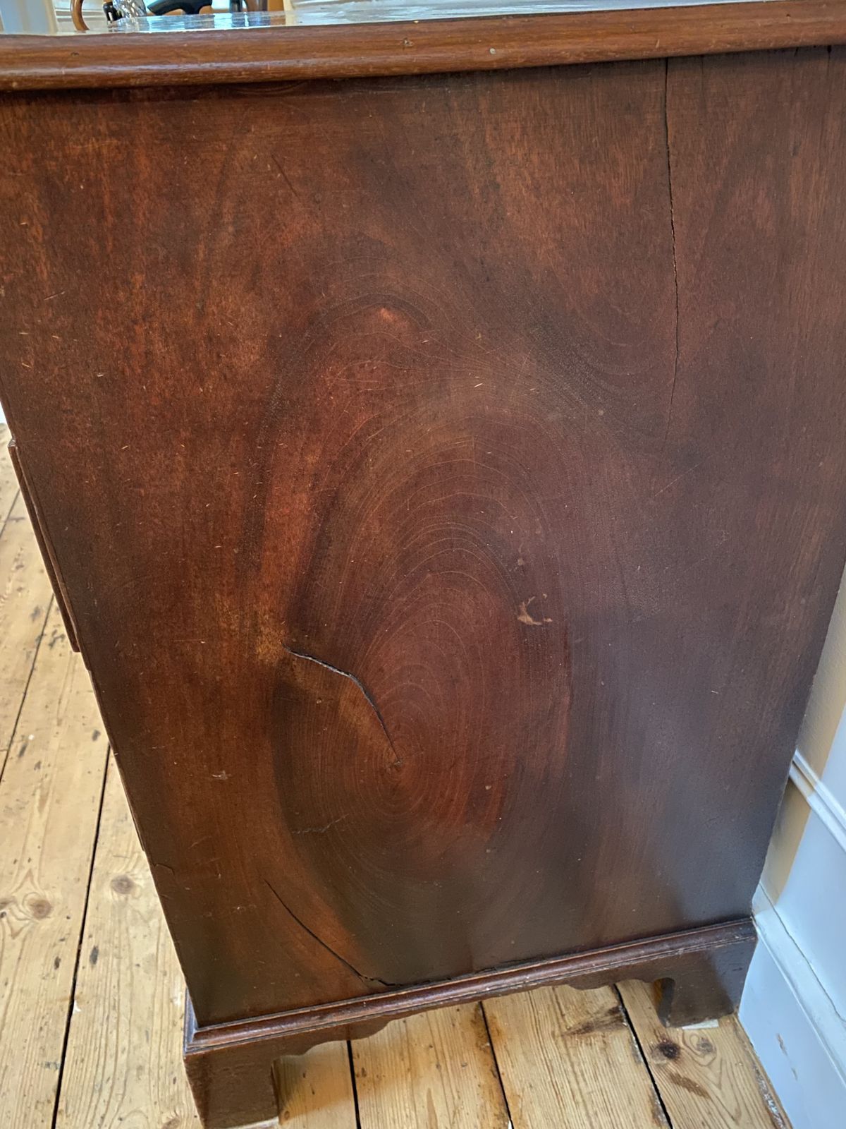 Georgian Chest Of Drawers In Mahogany photo Furniture