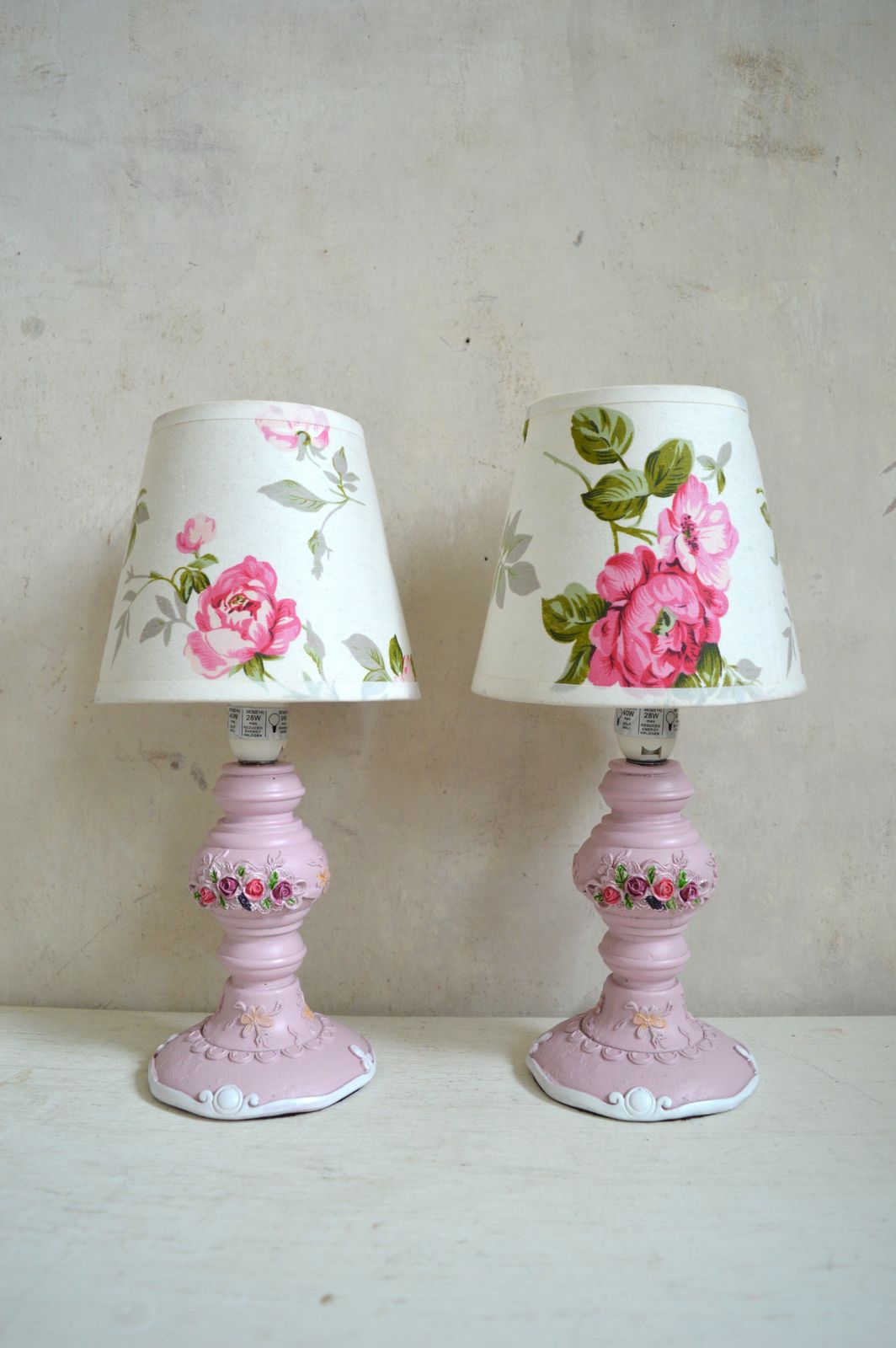 Rare Pair Pink Floral Table Lamps – Shabby Chic Rose Lampshades   In Line Switch Lighting photo vinterior