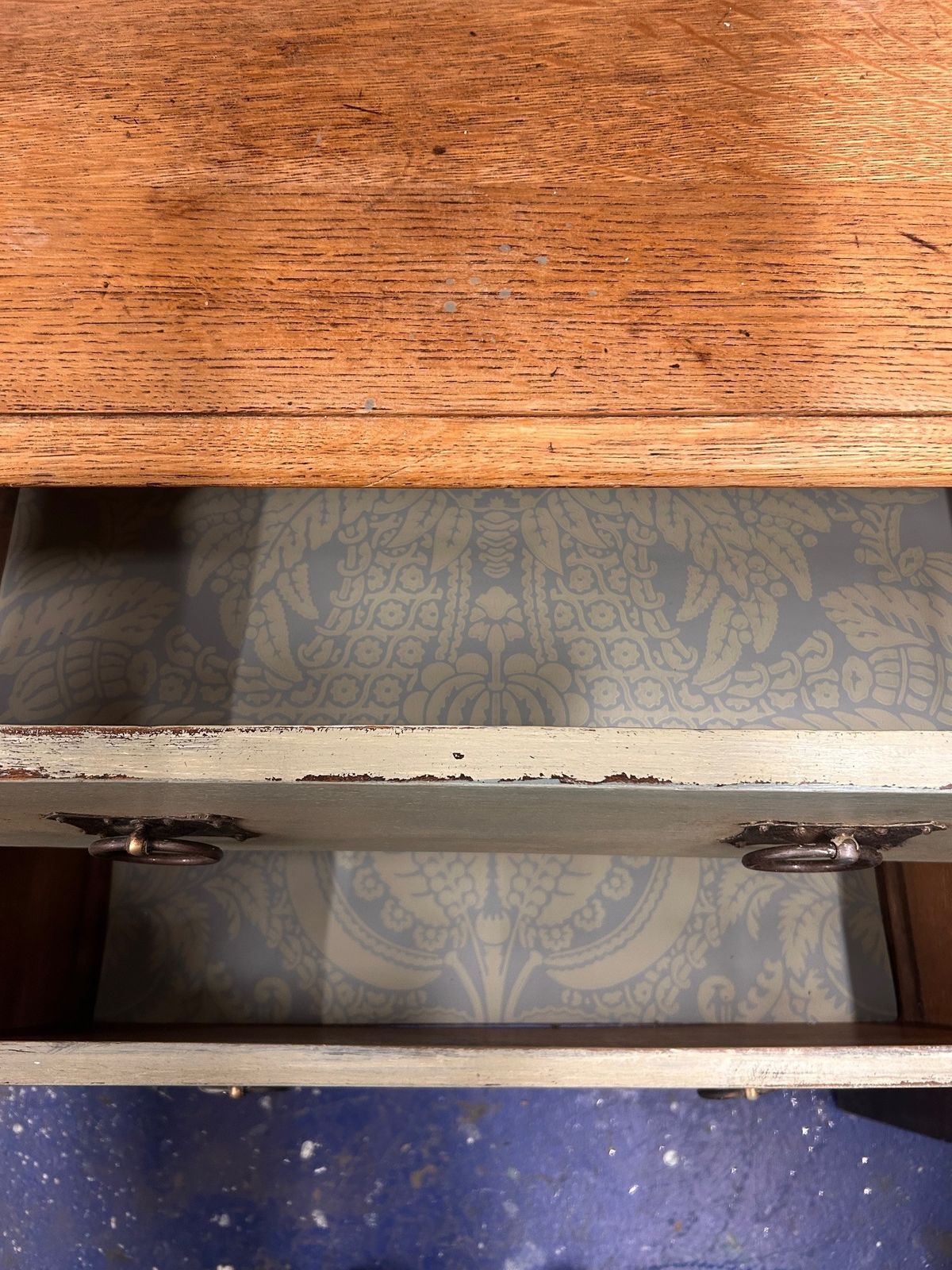 Circa 1920s North Country (Yorkshire/Lancashire) Solid English Oak Dresser, Made By A Provincial Cabinetmaker. photo vinterior
