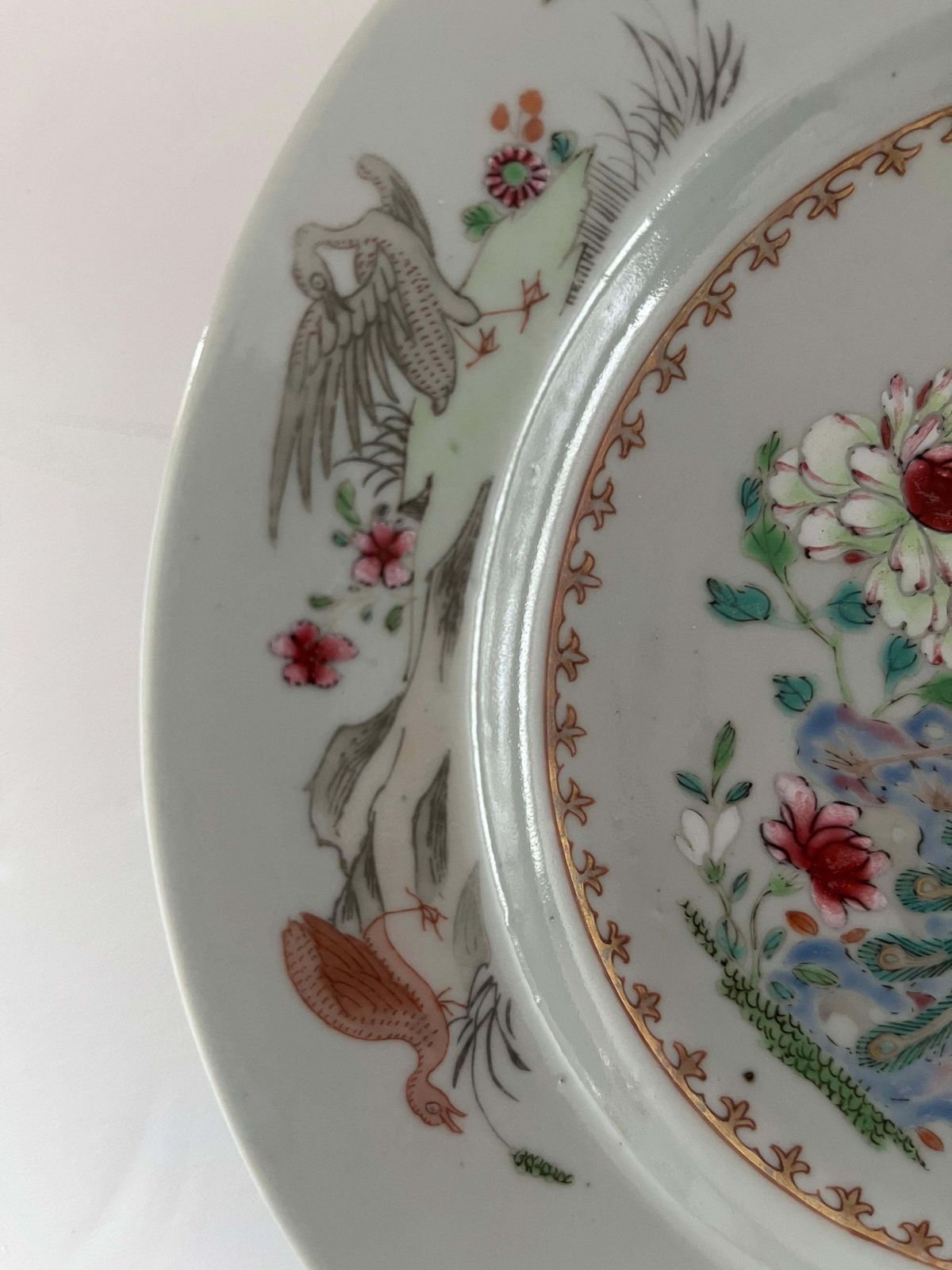 Chinese Porcelain Plate, Famille Rose Peacocks, Qing Yongzheng, 1730 photo vintage