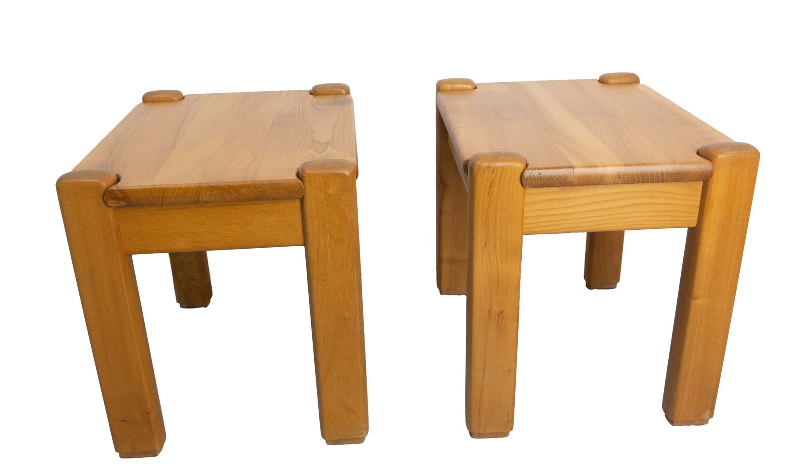 Paire de tables de chevet françaises vintage de style Maison Regain, Charlotte Perriand, en orme, vers 1970 photo vintage