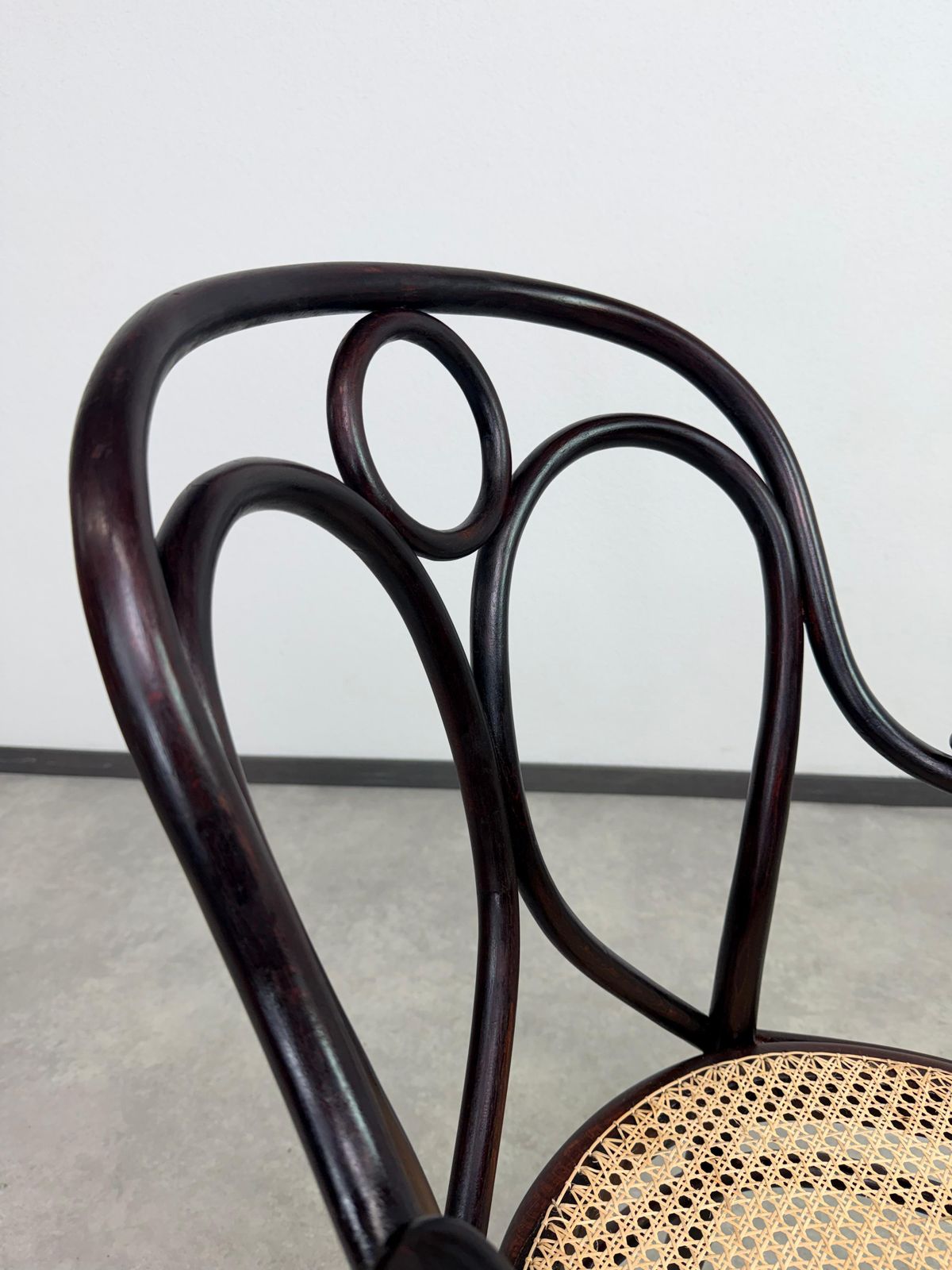 photo for sale Bentwood "Angel Back" Armchair Nr.19 By Thonet