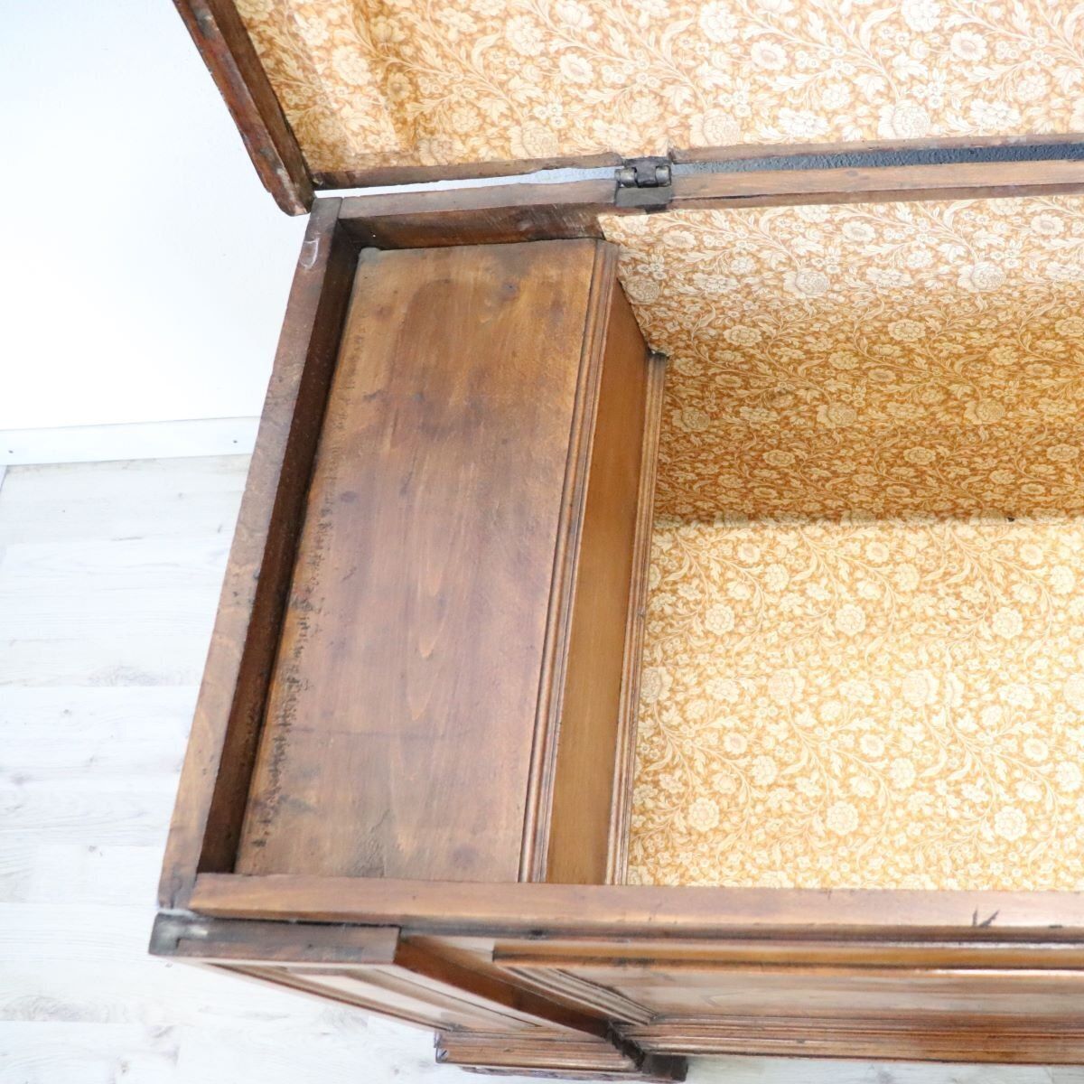 photo vinterior Early 20th Century Chest In Walnut