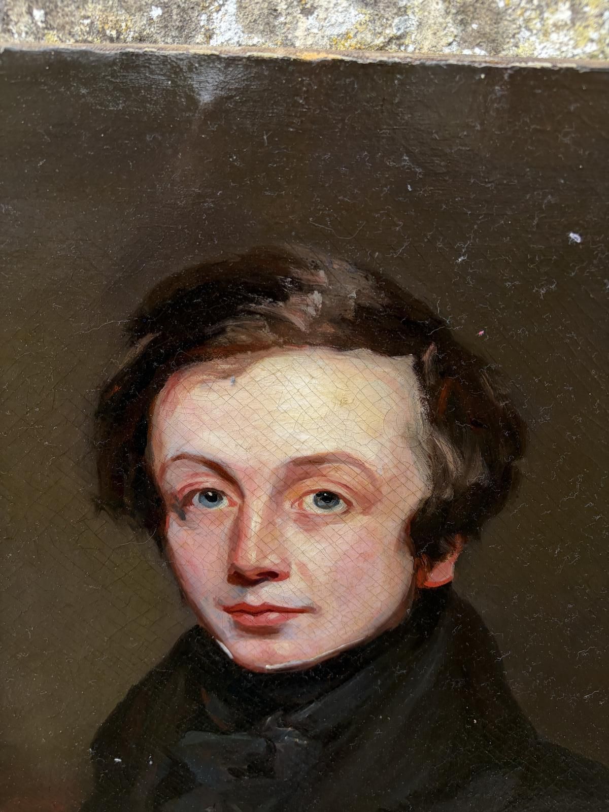 19th Century Oil On Canvas Portrait Of Gentleman photo vinterior