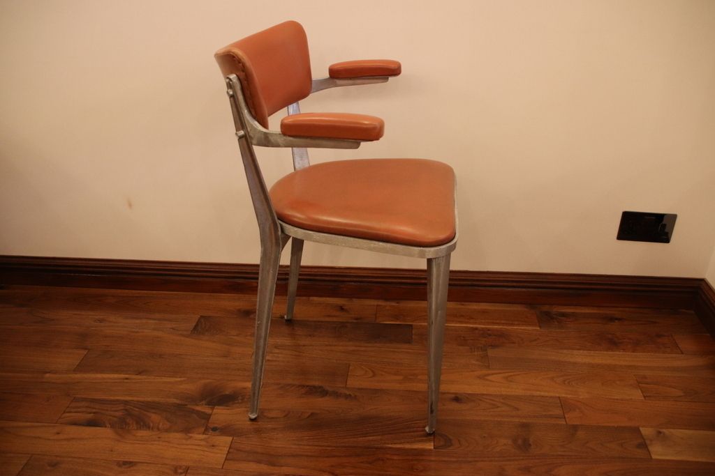 photo vinterior 10 Ernest Race Dining Chairs, 1950s