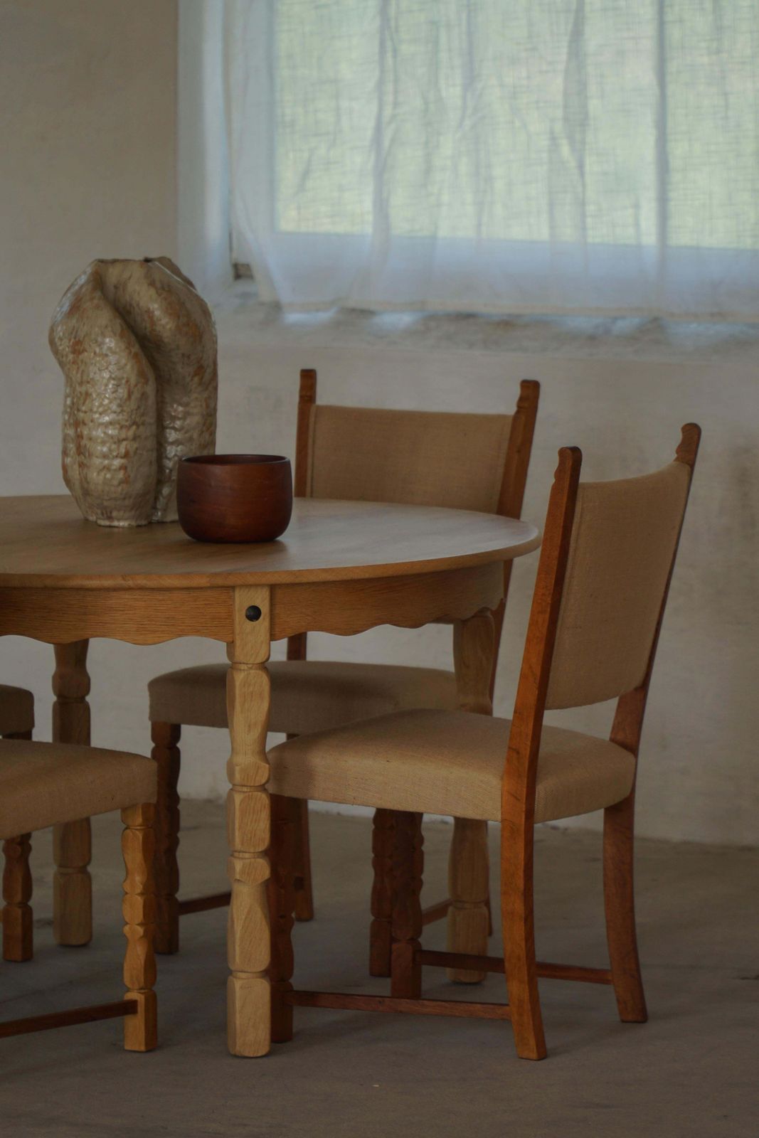 photo vinterior Set Of 10 Dining Chairs, Oak & Hessian, Henning Kjærnulf, Danish Modern, 1950s