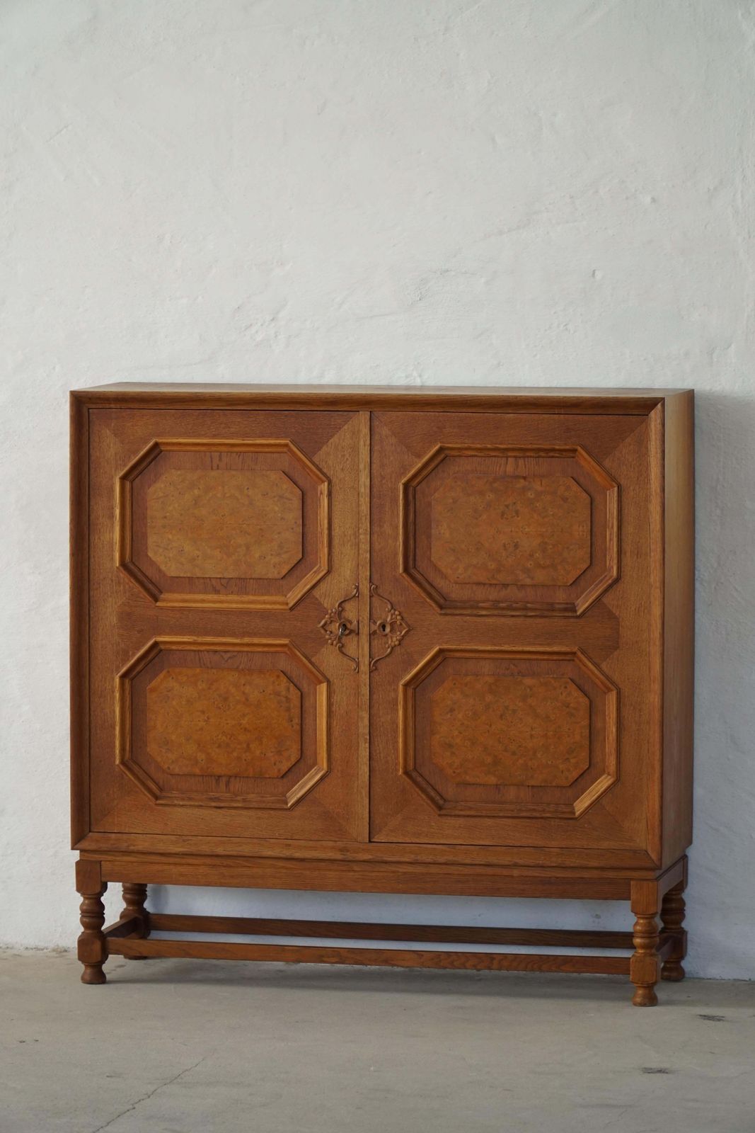 2562.0 Danish Modern, Sclulptural Classic Cabinet In Oak And Burl Wood Veneer, 1950s photo