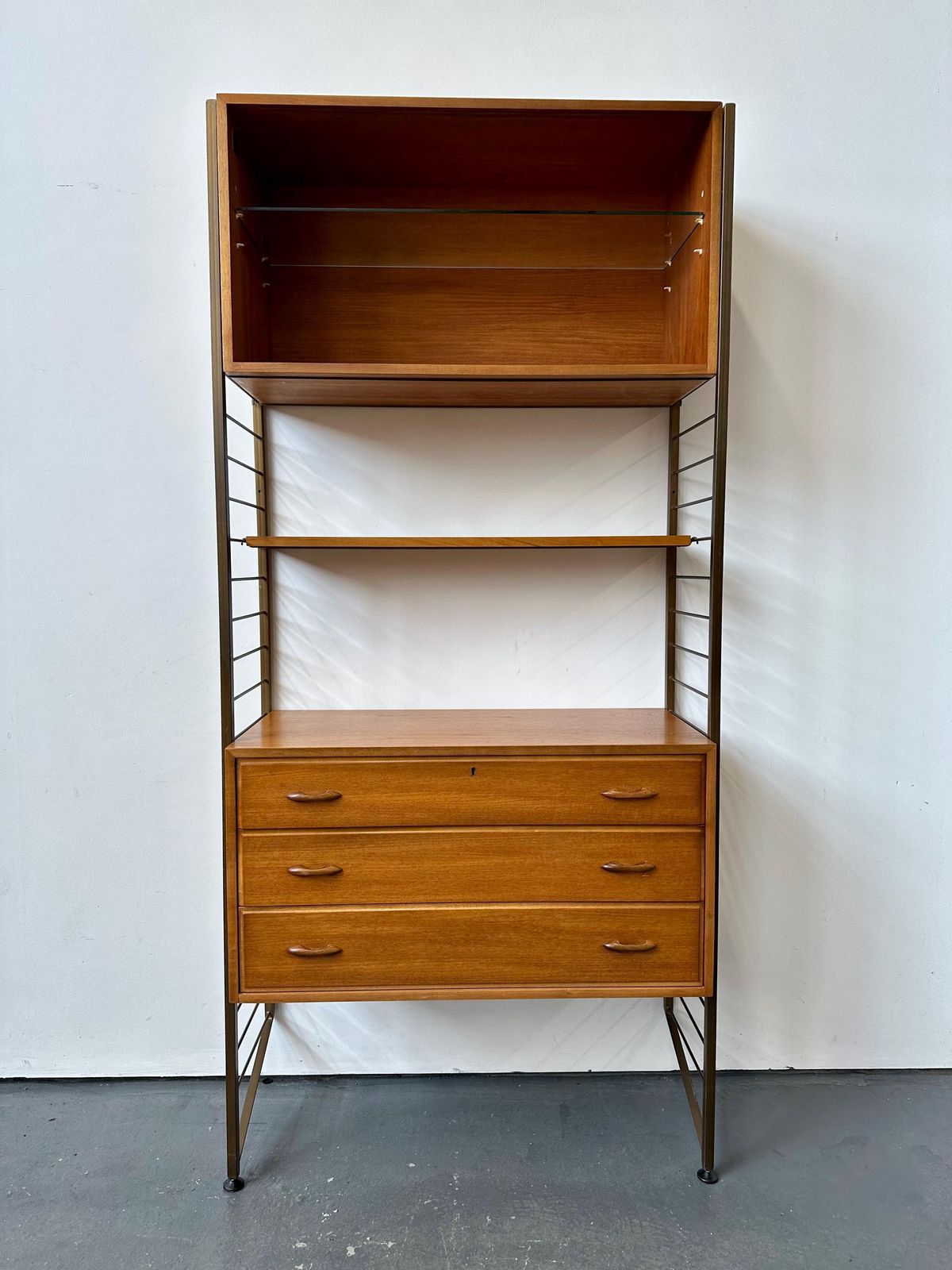 Vintage Ladderax Teak Shelving Bookcase Unit. Danish Retro Mid Century photo vinterior