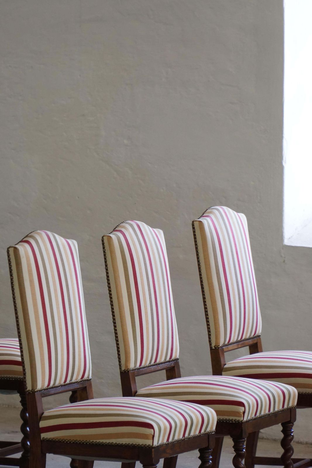 2486.0 Set Of 6 Swedish Baroque Style Dining Chairs In Oak, Early 20th Century photo