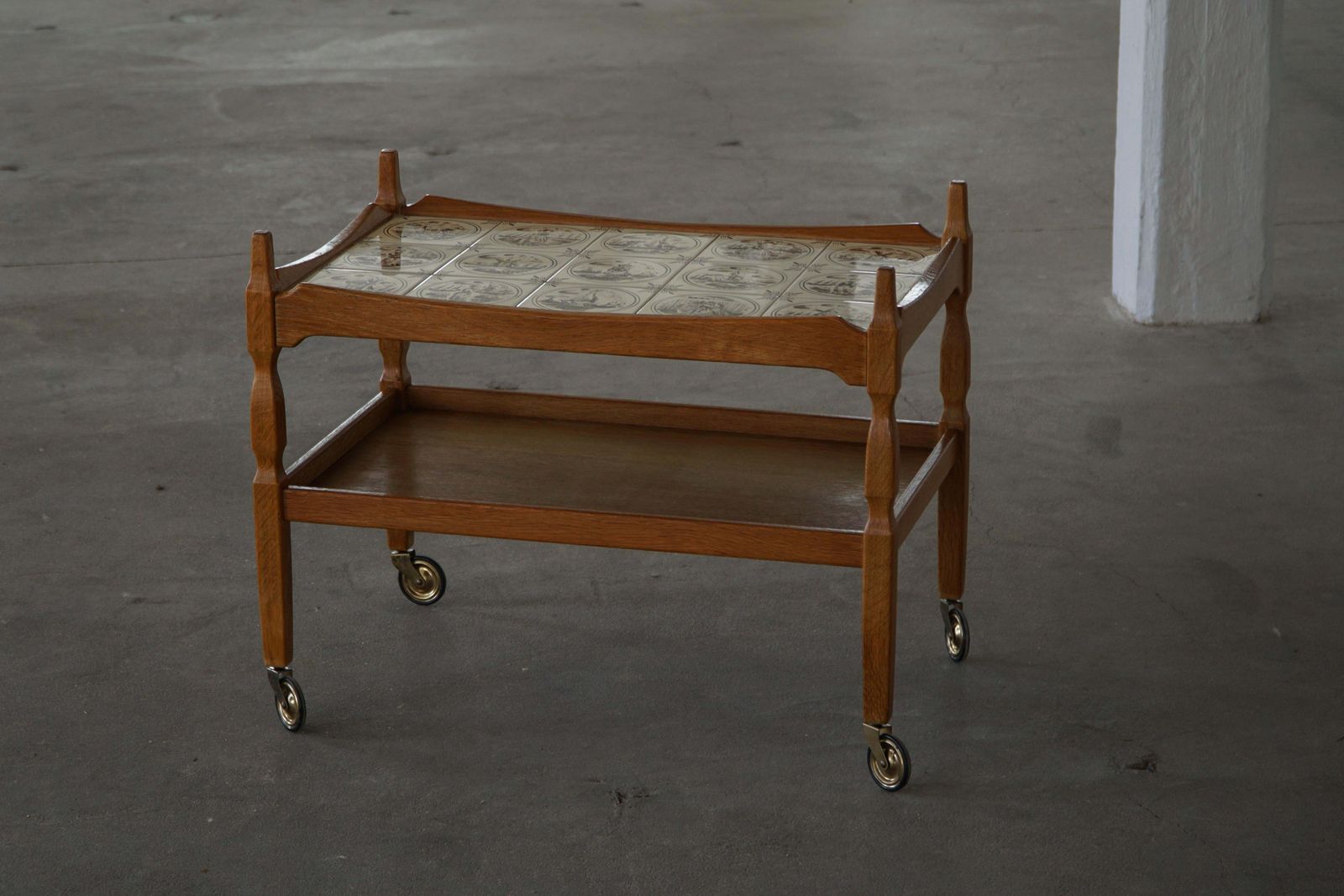 photo vintage Danish Modern Serving Trolley With Tile Top, Henning Kjærnulf, Denmark, 1960s