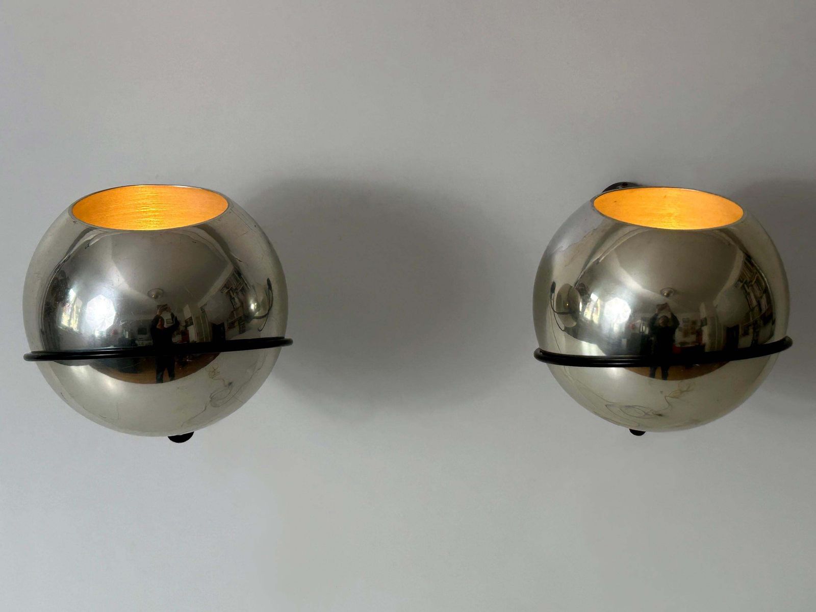 photo for sale Set Of Two Spherical Sconces Model 232/G By Gino Sarfatti Fo Arteluce Italy 1961