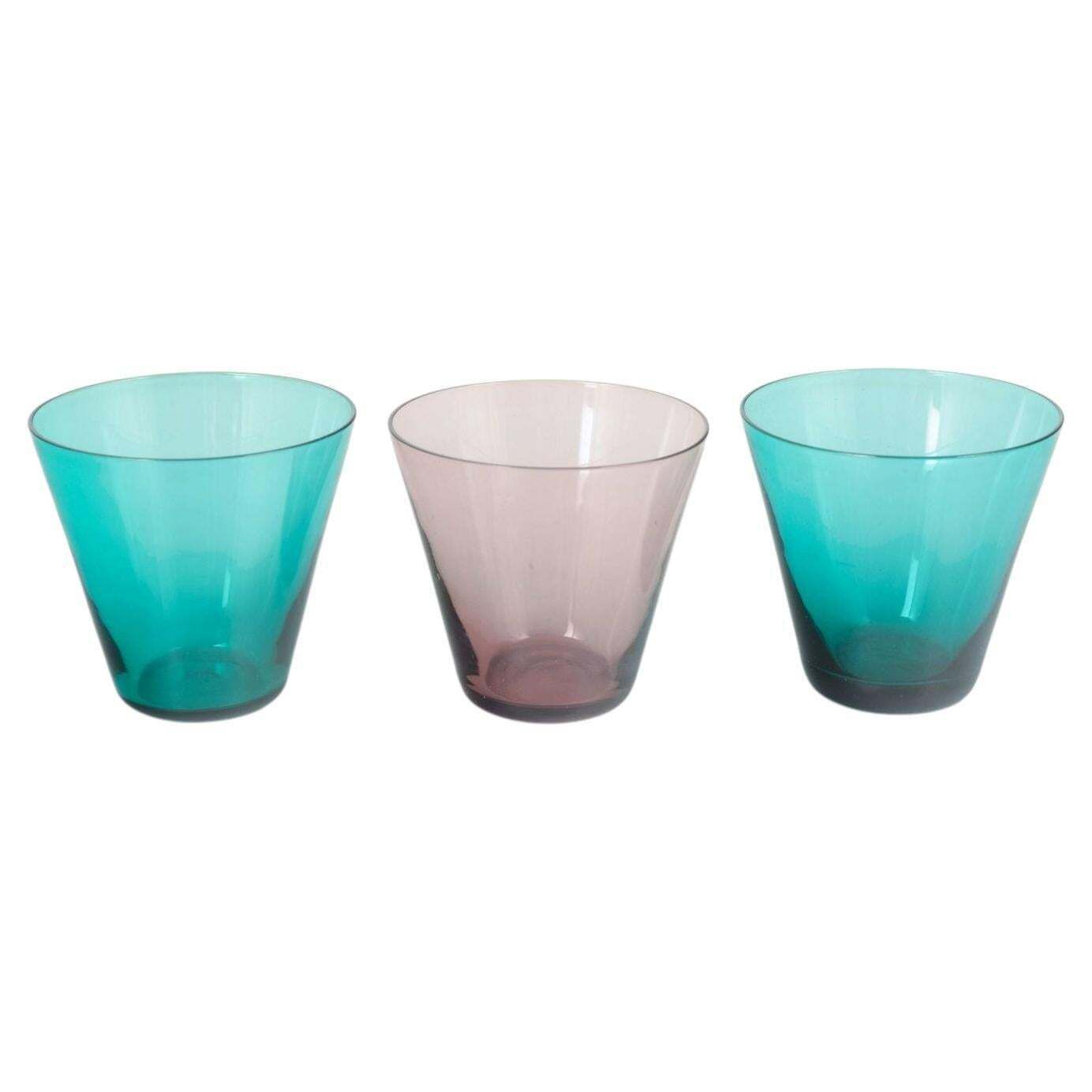 Kaj Franck voor Nuutajärvi Notsjö. Set van drie kleine "Kimara" glazen. Mod. 2744
