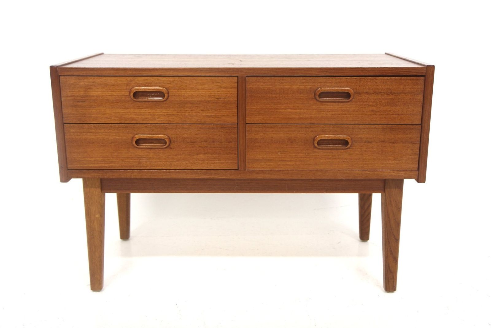 Commode scandinave en teck, Suède, années 1960 photo vinterior