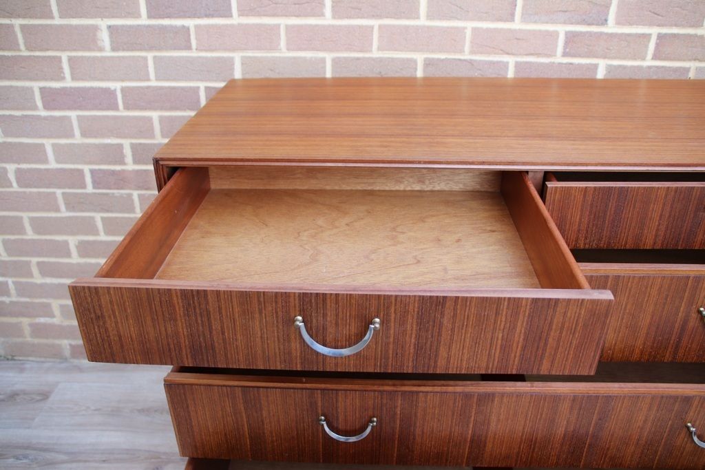 photo vinterior Meredew Mid Century Teak Wood Chest Of Drawers