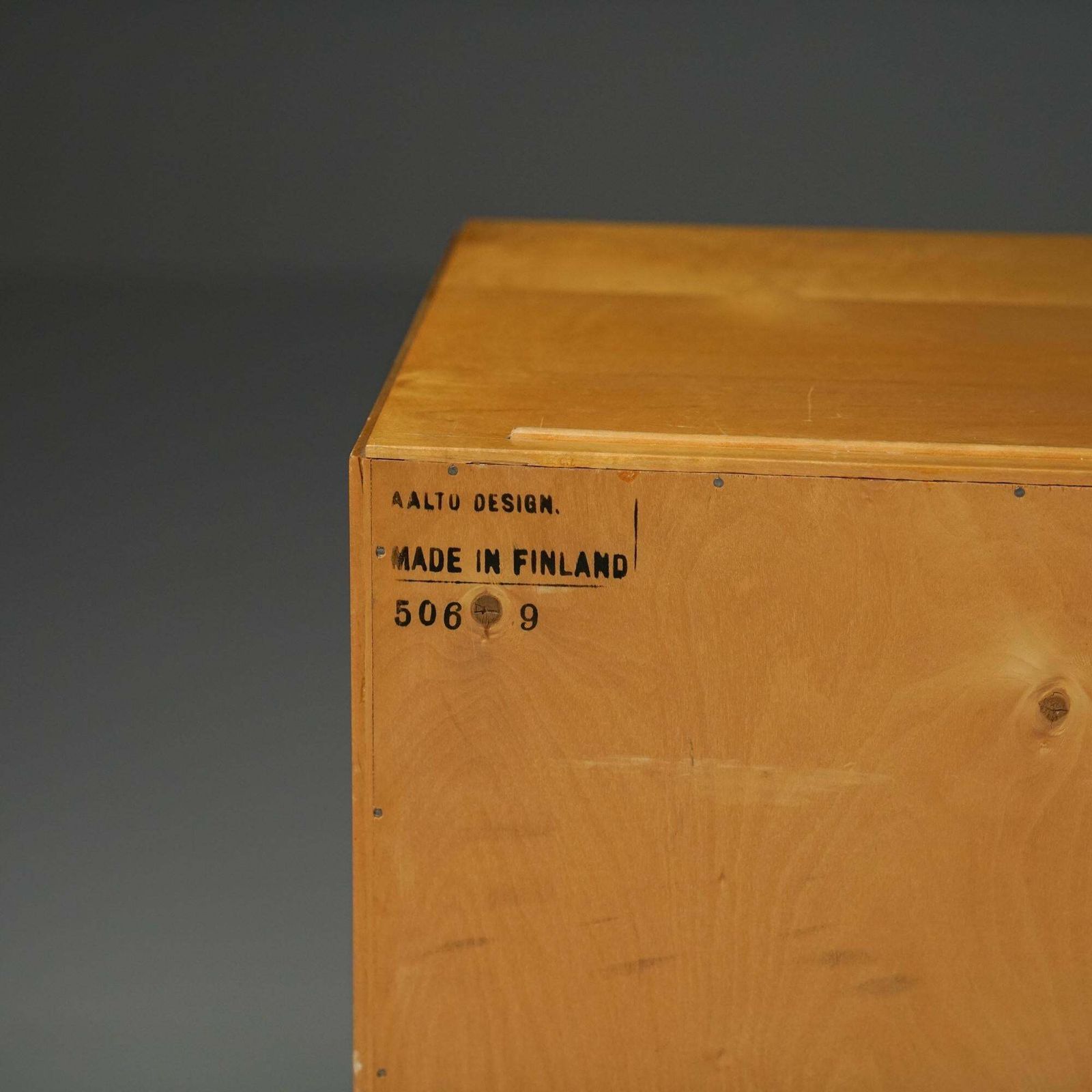 Rare Model 506 Stackable Shelving Unit, Aino Aalto, 1930s photo vinterior