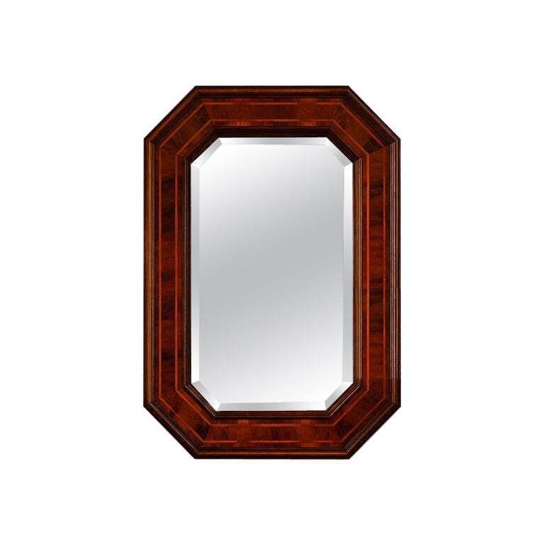 Italiaanse achthoekige spiegel in walnoot en mahonie, begin 20e eeuw, art deco periode