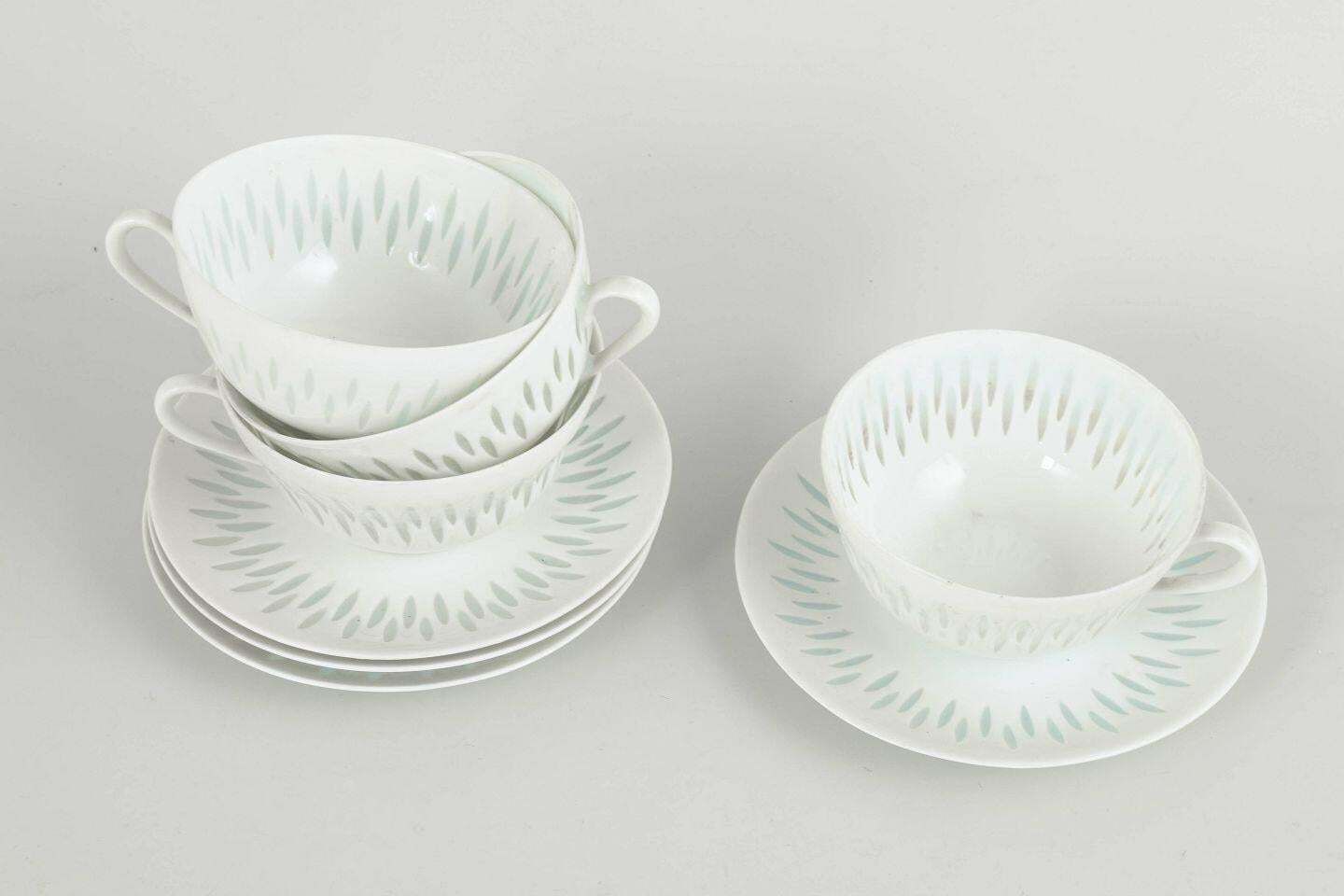 Friedl Holzer Kjellberg, Arabia. 4 Porcelain Tea Cups & Saucers. Rice Pattern photo furniture