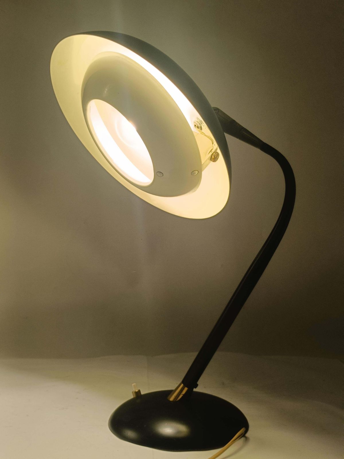 photo furniture Oscar Torlasco Style Black Metal Table Lamp With Brass Details